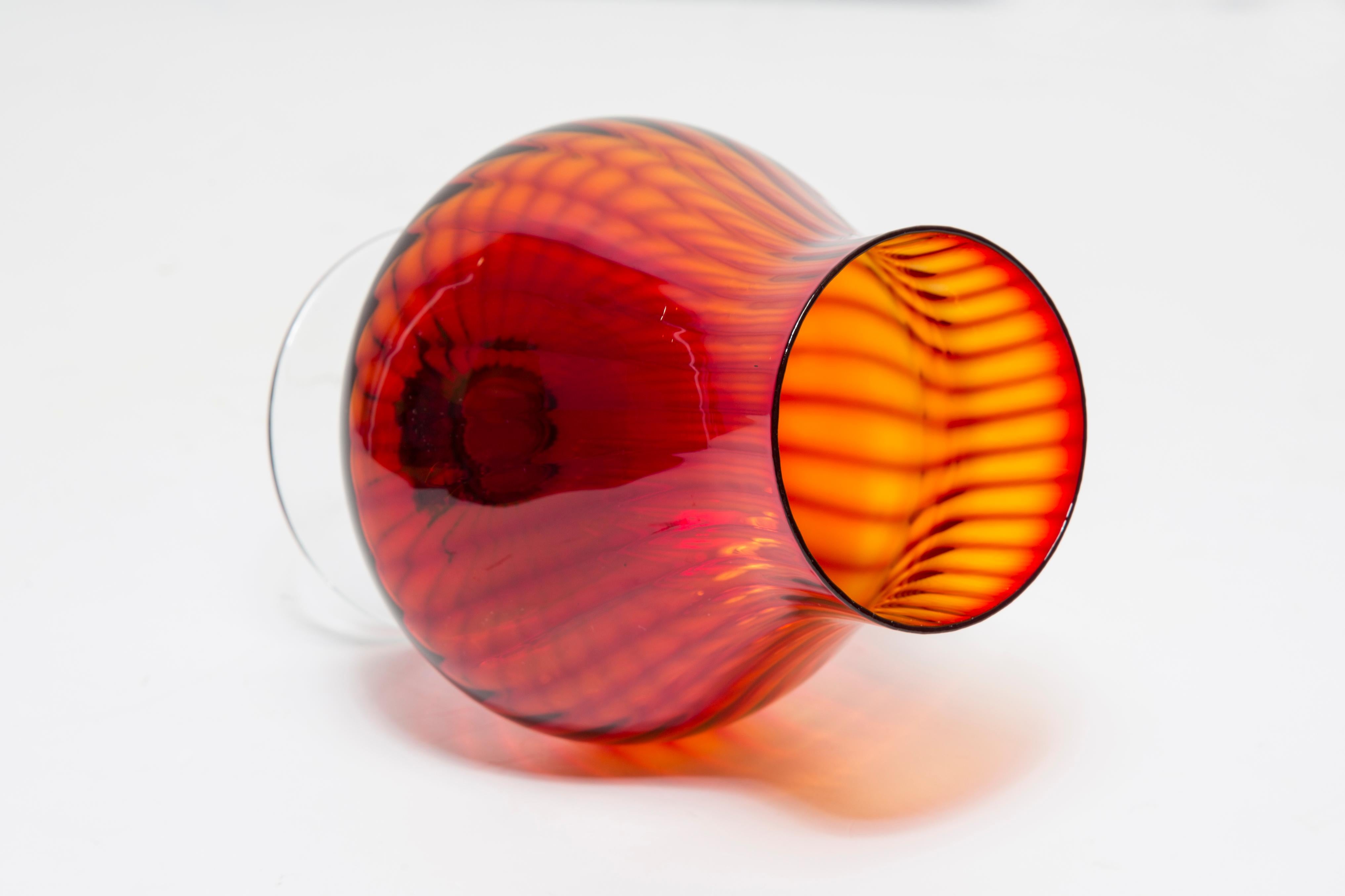 Orangefarbene Vase aus Artistik-Glas, Tarnowiec, Europa, 1970er Jahre im Angebot 3