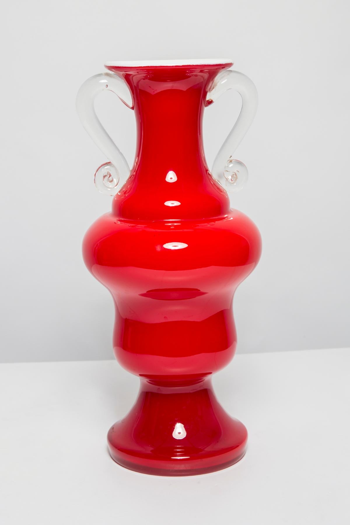 Mid Century Vintage Artistic Glass Red Vase Big, Europe, 1970s In Excellent Condition For Sale In 05-080 Hornowek, PL