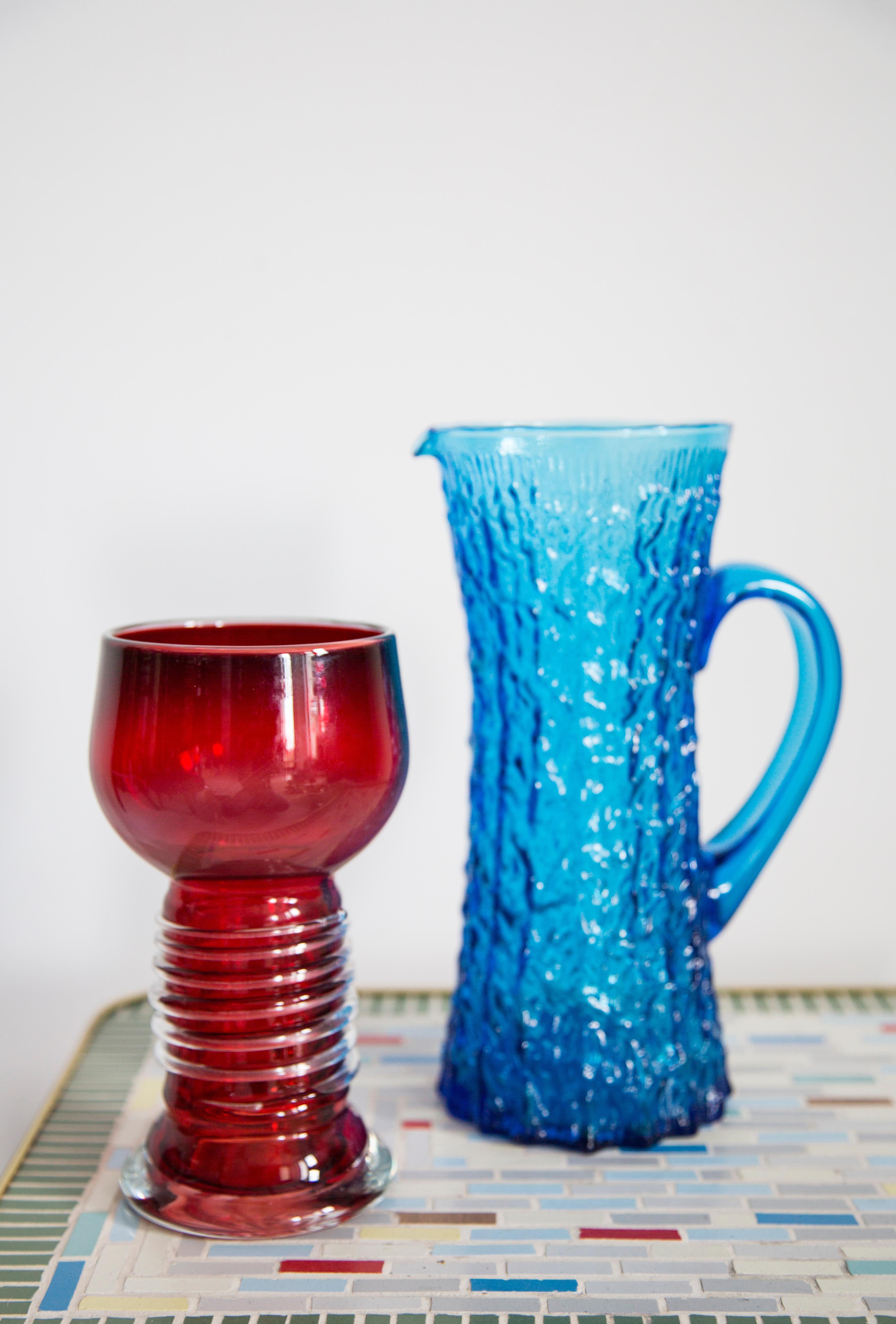 Vase made in the Tarnowiec Glassworks located in Poland, 
designed by J. Słuczan-Orkusz. 
Soda glass, mass-colored, hand-formed. 
Vintage product from 1970s

Dimensions: height 17 cm

Very good condition, minor scratches on the bottom caused over