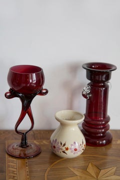 Mid Century Vintage Artistic Glass Red Vase, Tarnowiec, Sulczan, Europe, 1970s