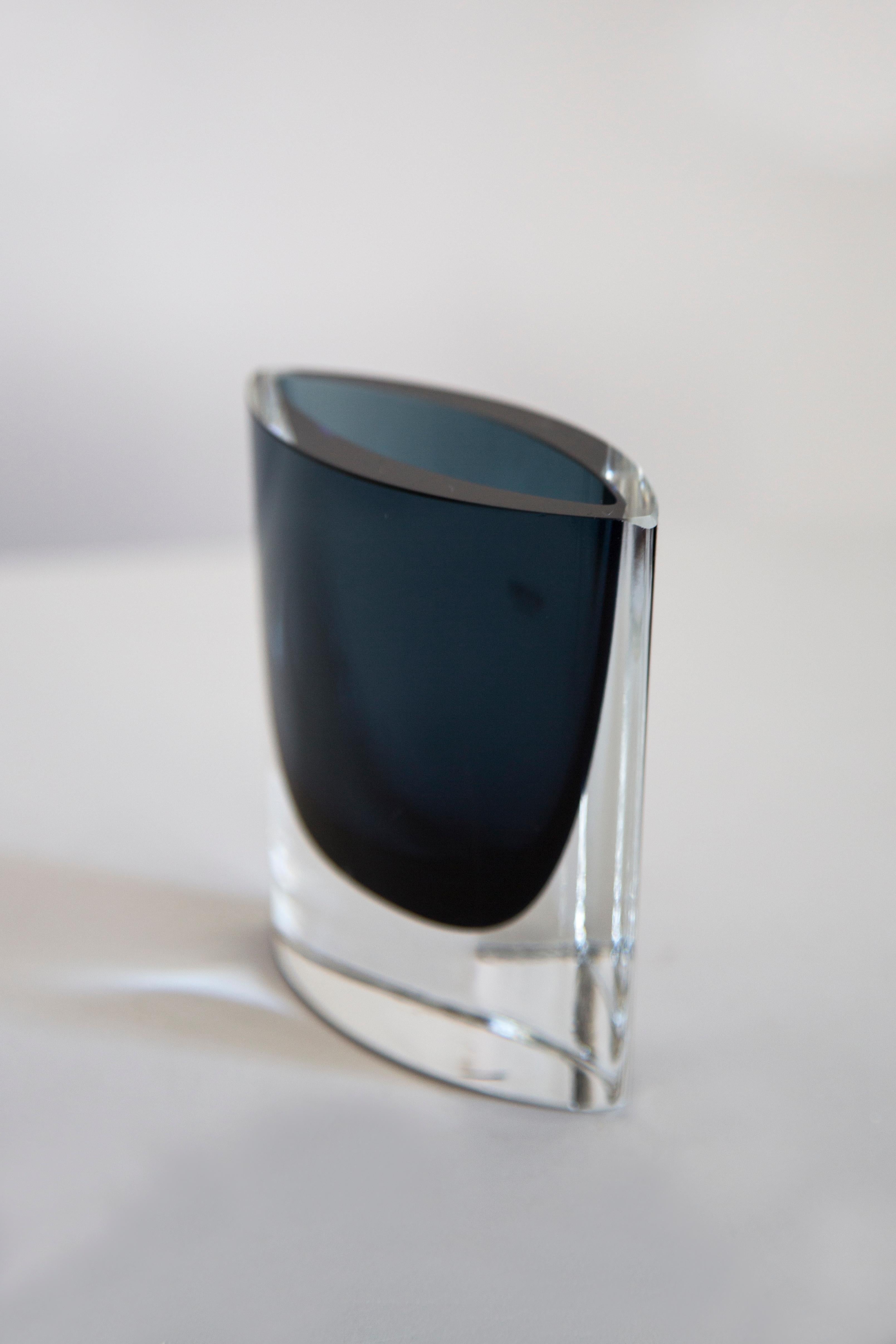 Mid Century Vintage Artistic Glass Small Blue Vase, Europe, 1970s For Sale 4