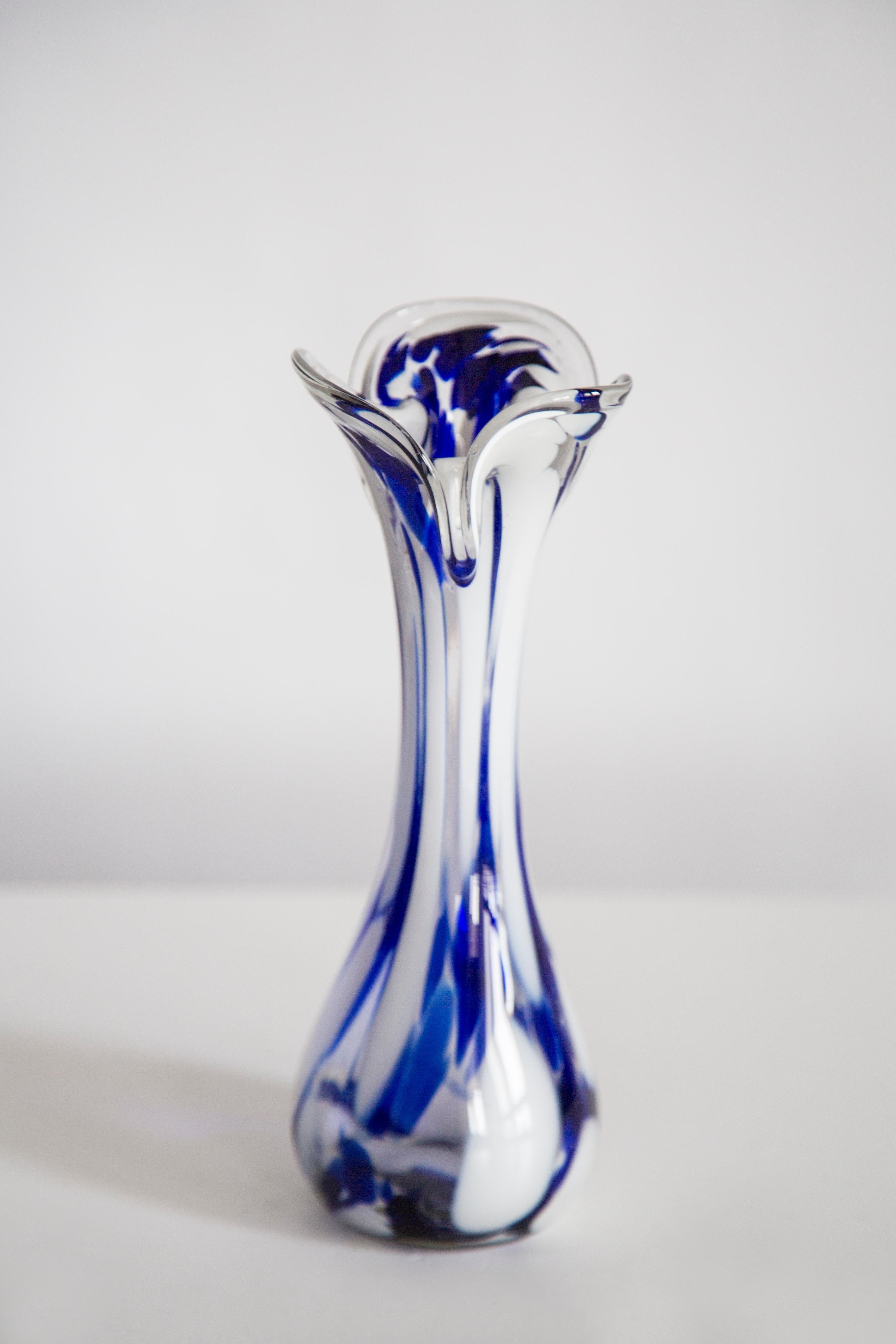 Mid Century Vintage Artistic Glass White and Blue Vase, Europe, 1970s In Excellent Condition For Sale In 05-080 Hornowek, PL