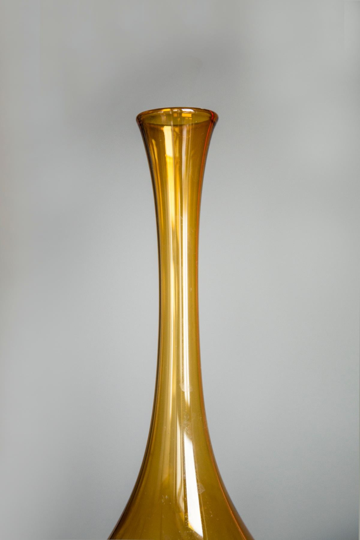 Mid Century Vintage Artistic Glass Yellow Vase, Europe, 1970s In Excellent Condition For Sale In 05-080 Hornowek, PL