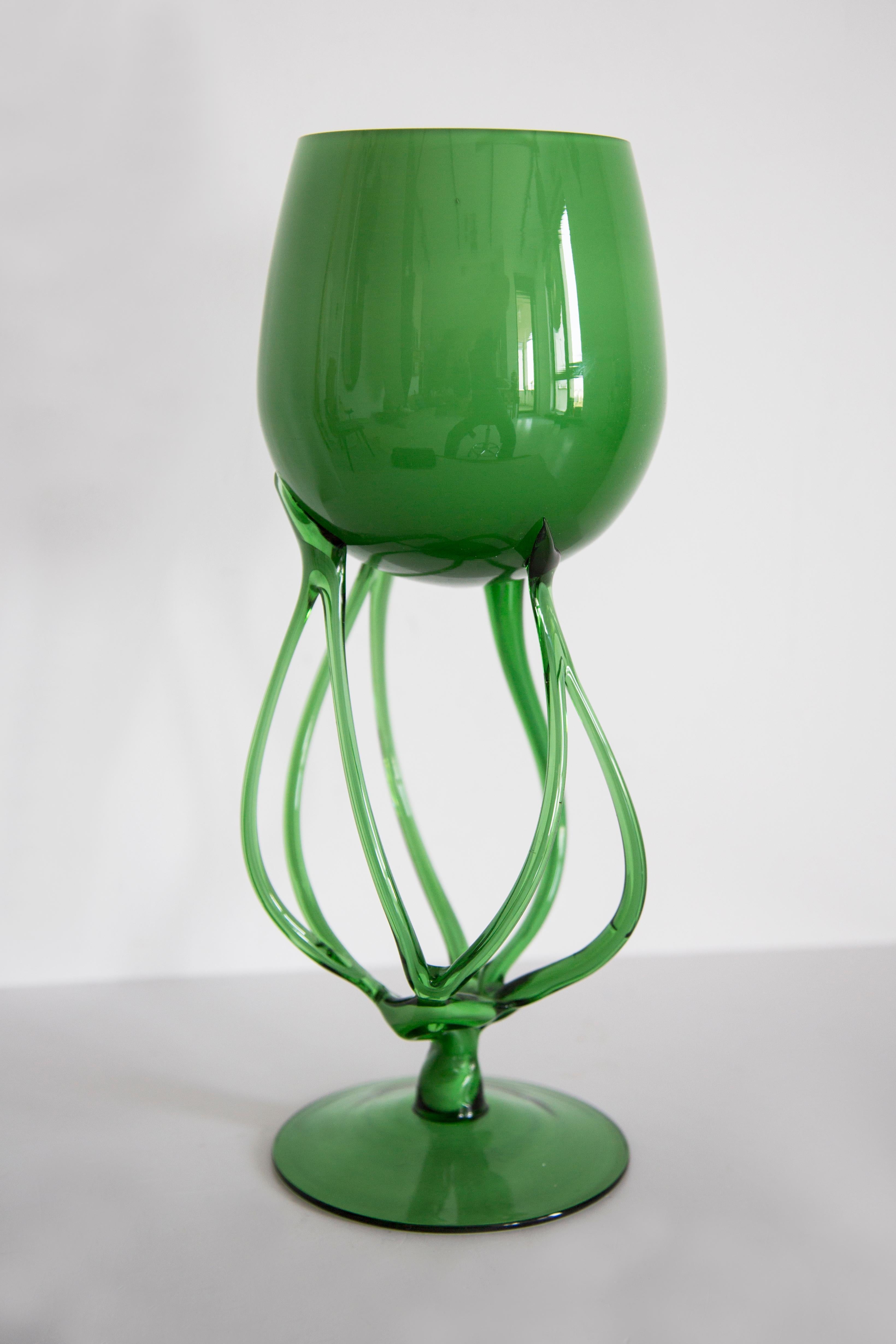 Mid Century Vintage Artistic Green Big Glass Vase, Polen, Europa, 1970er Jahre (20. Jahrhundert) im Angebot