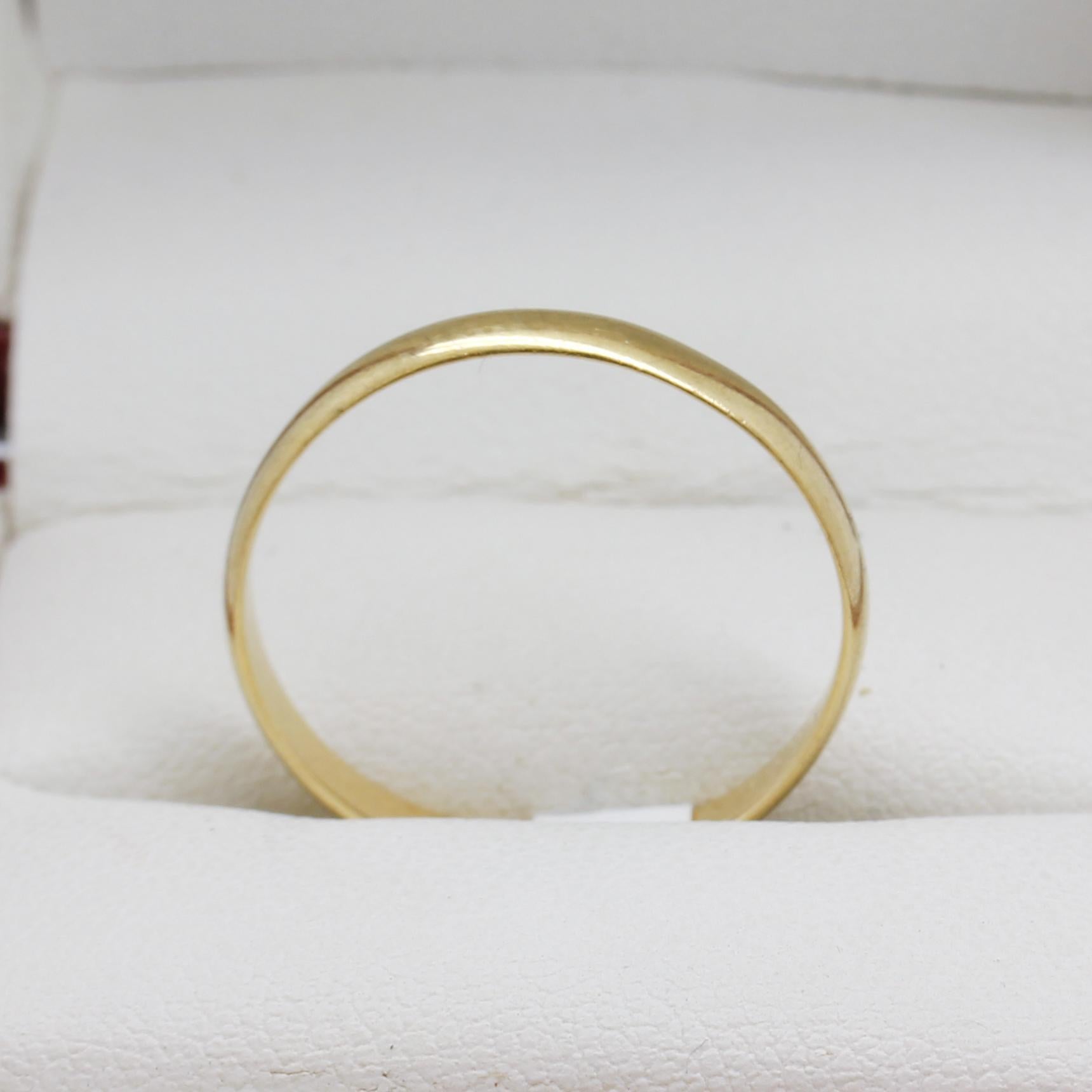 Mid Century Vintage Australian Gold Wedding Band In Good Condition For Sale In BALMAIN, NSW