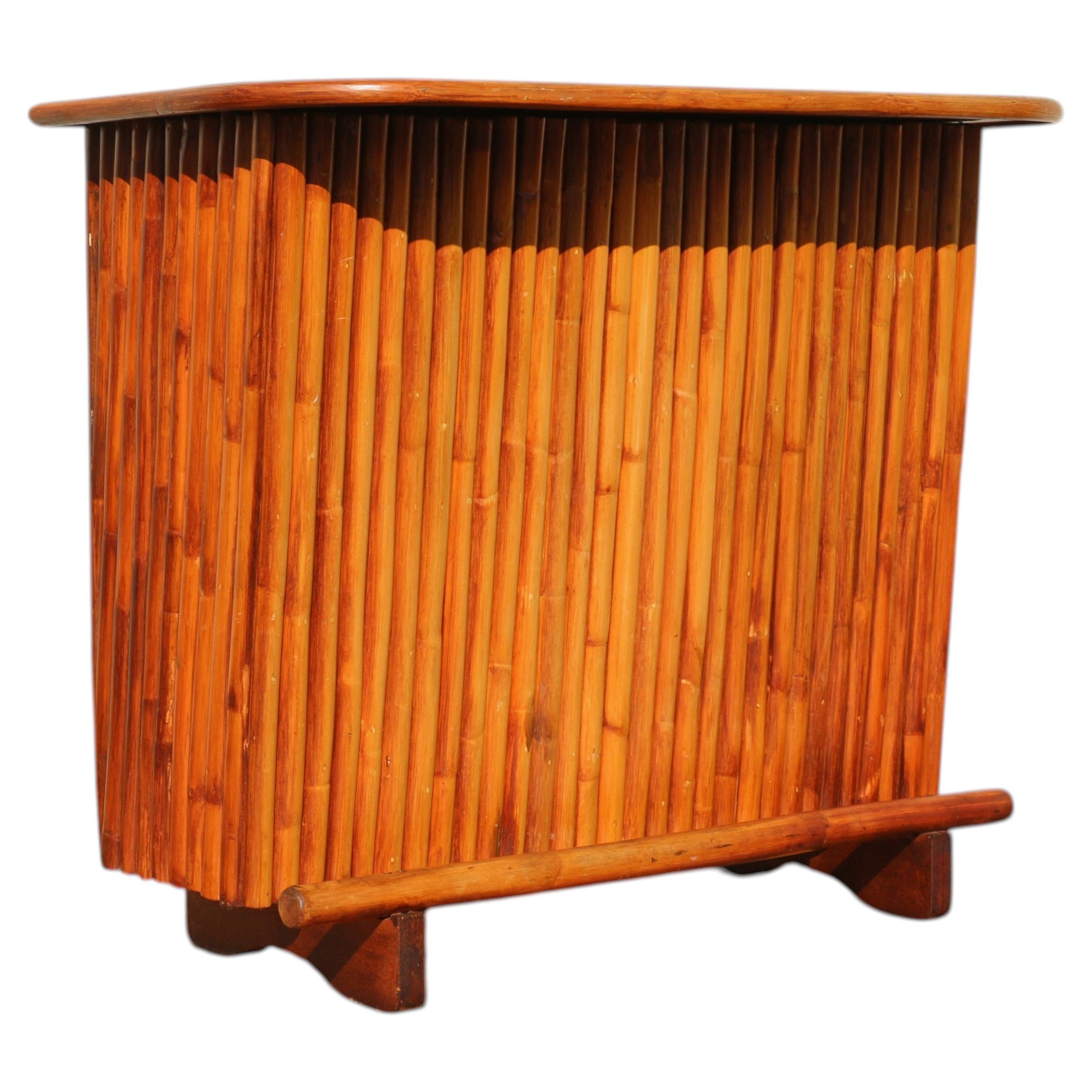 Mid Century Vintage Bambus Tiki Bar Tropical Coastal Bohemian Bar Cabinet