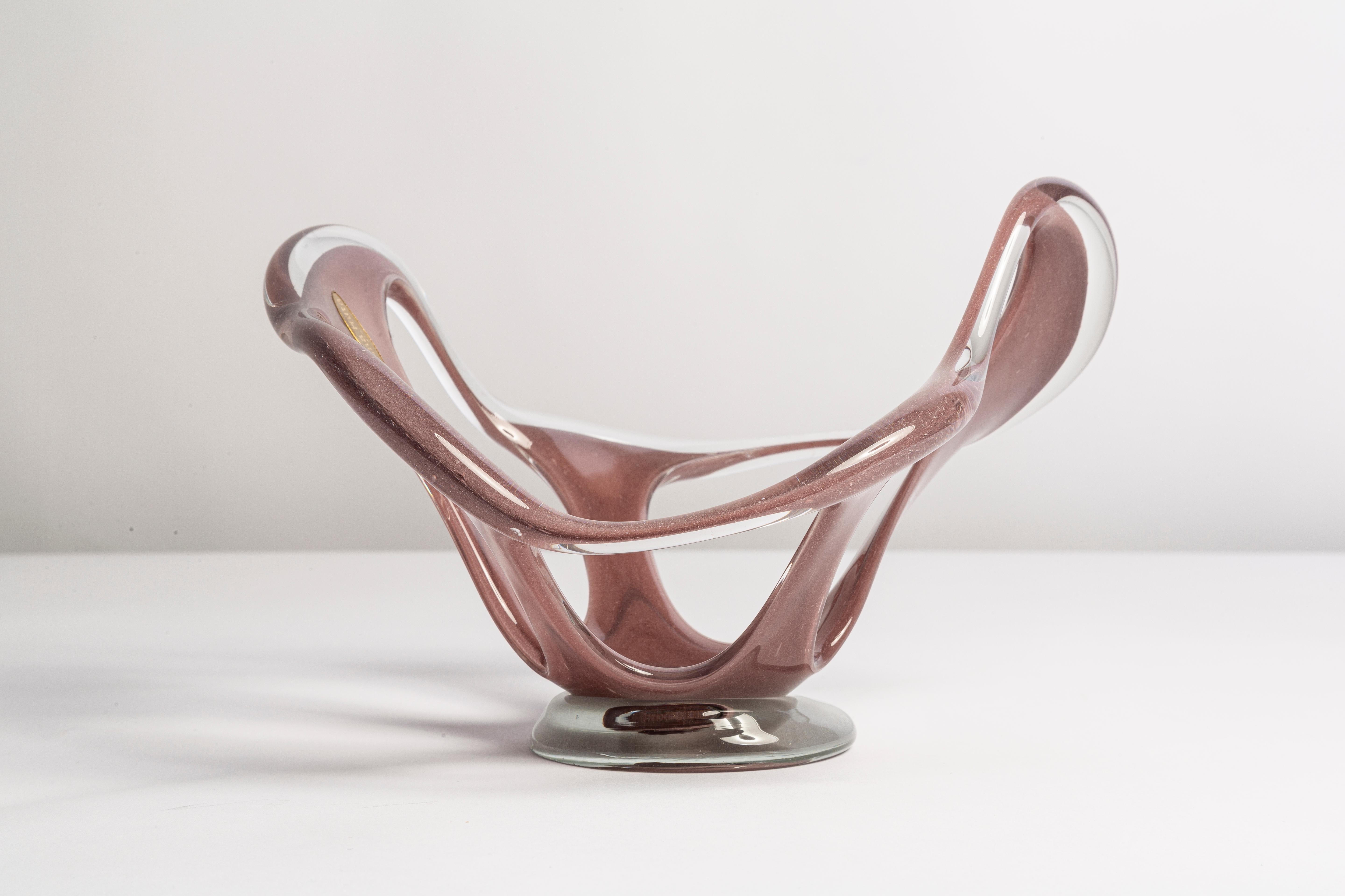Mid Century Vintage Beige Artistic Glass Vase, Europe, 1970s For Sale 1