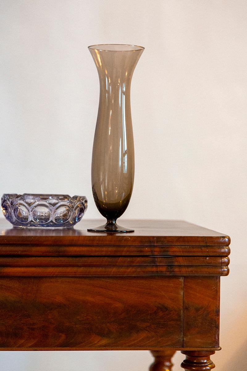 Schlanke beigefarbene Mid-Century-Vase, Europa, 1960er Jahre (Polnisch) im Angebot