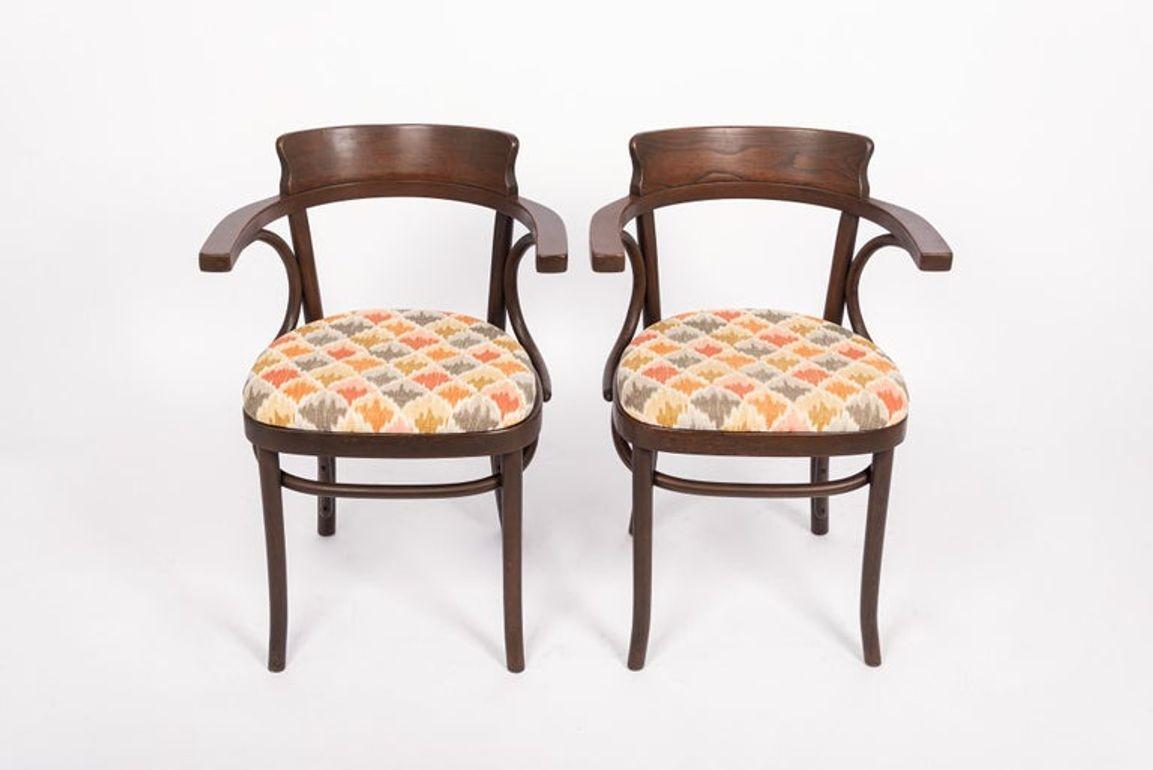 Mid Century Vintage Bentwood Cafe Dining Chairs in the Manner of J&J Kohn im Angebot 3