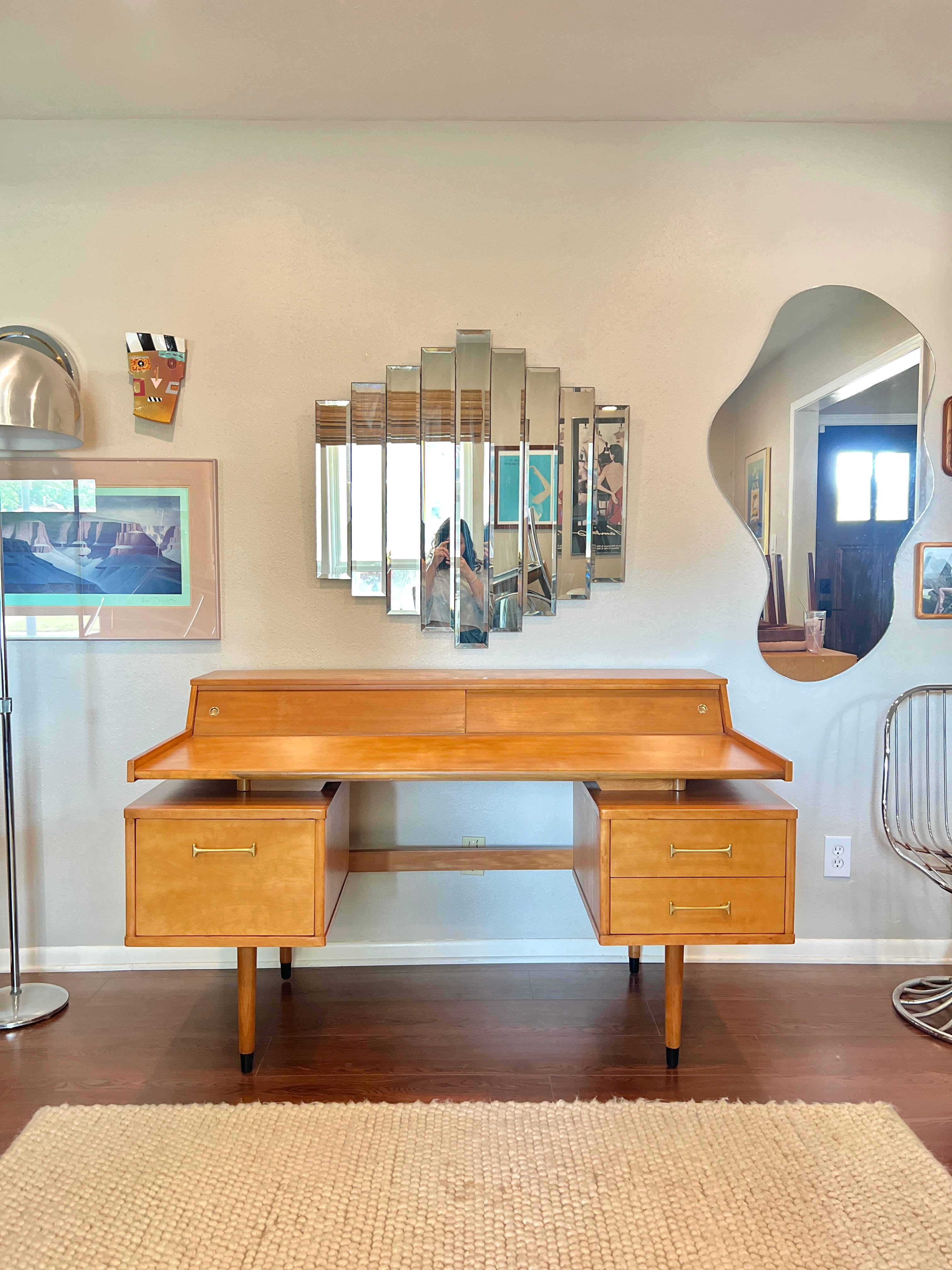 Midcentury Vintage “Biscayne” Floating Top Desk by Drexel, circa 1960s In Good Condition In Houston, TX