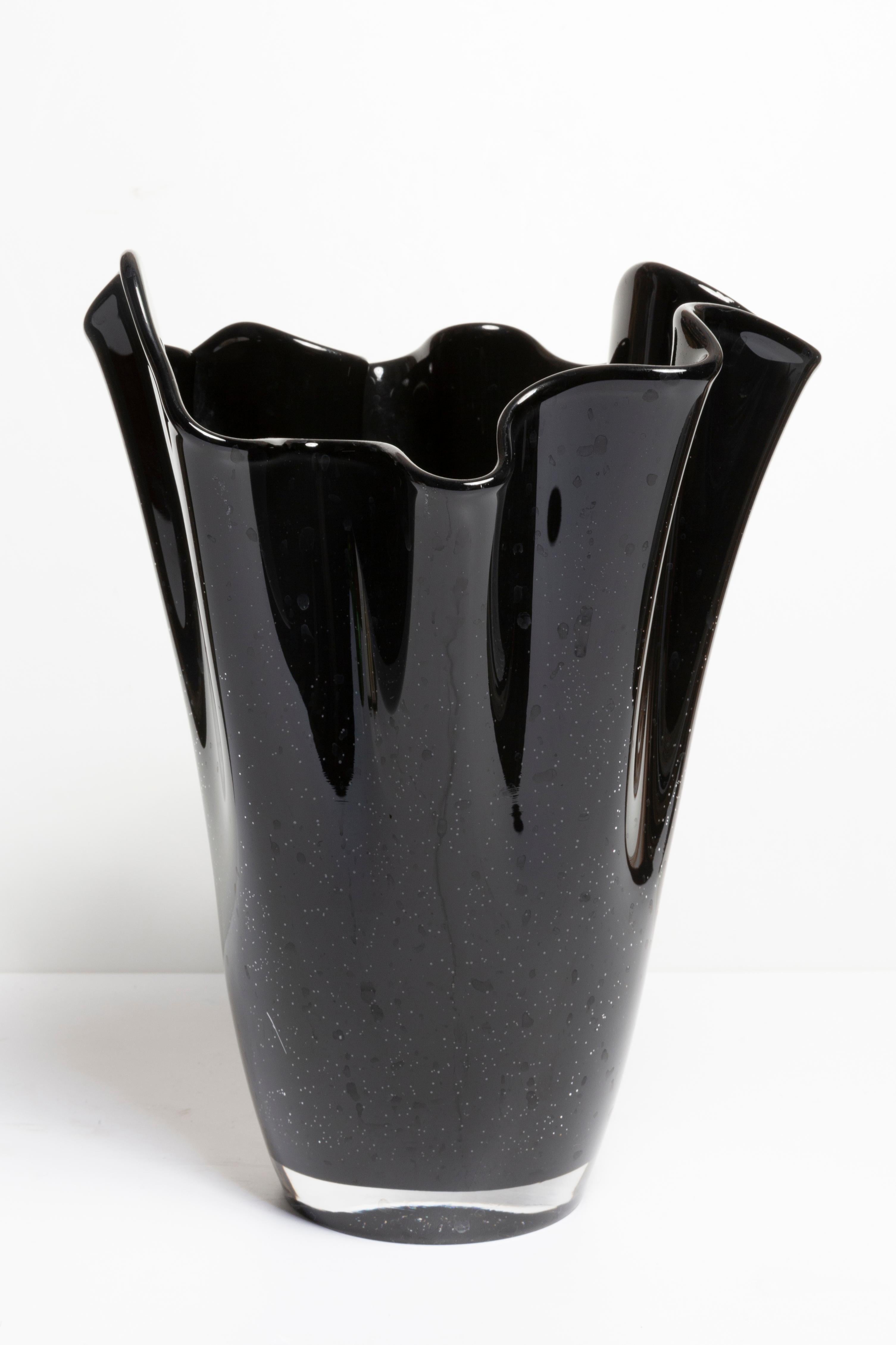 Italian Mid Century Vintage Black Makora Glass Vase, Europe, 1970s For Sale