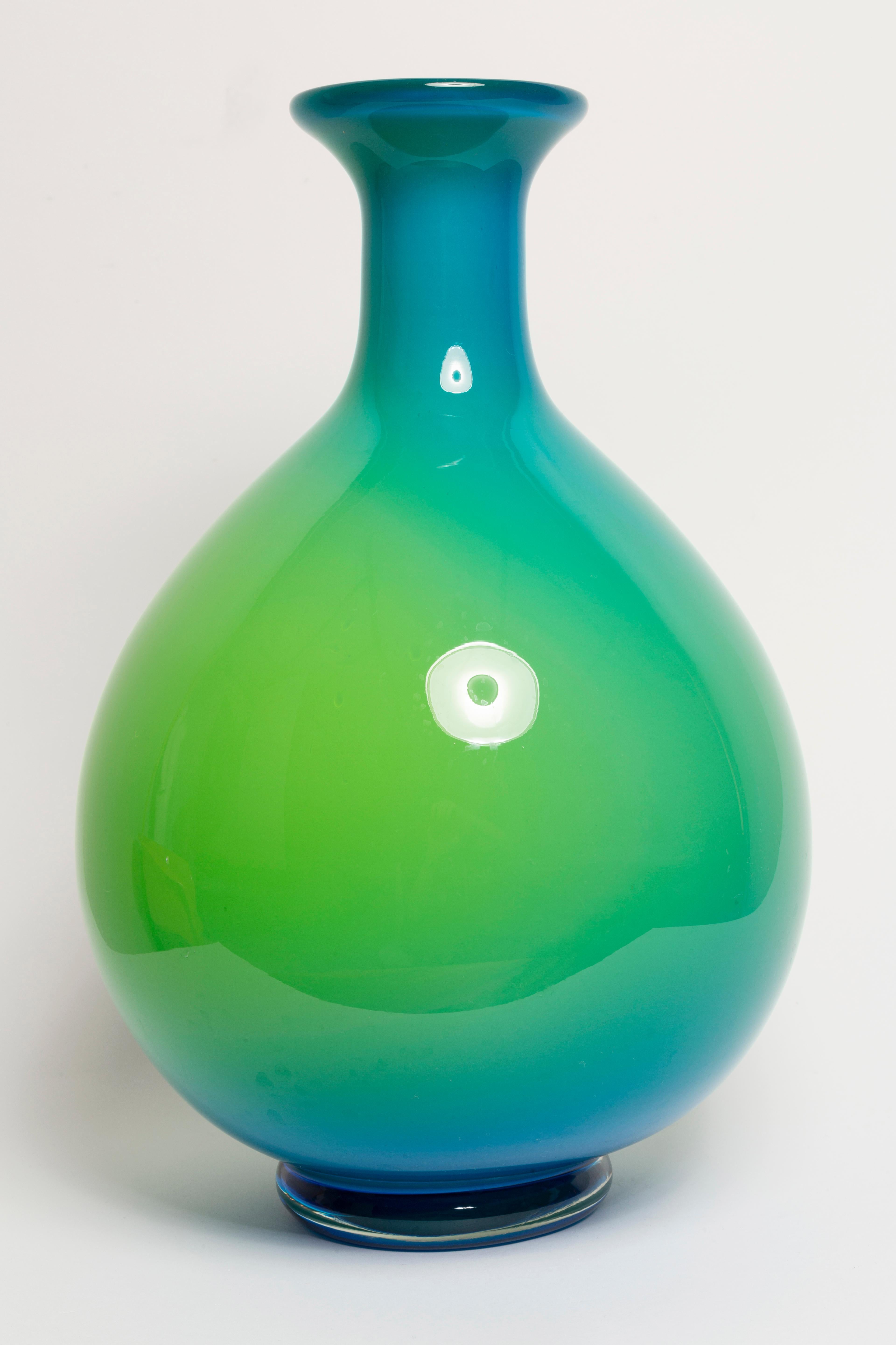 Grand vase bleu et vert vintage du milieu du siècle, 20ème siècle, Europe, années 1960 en vente 1