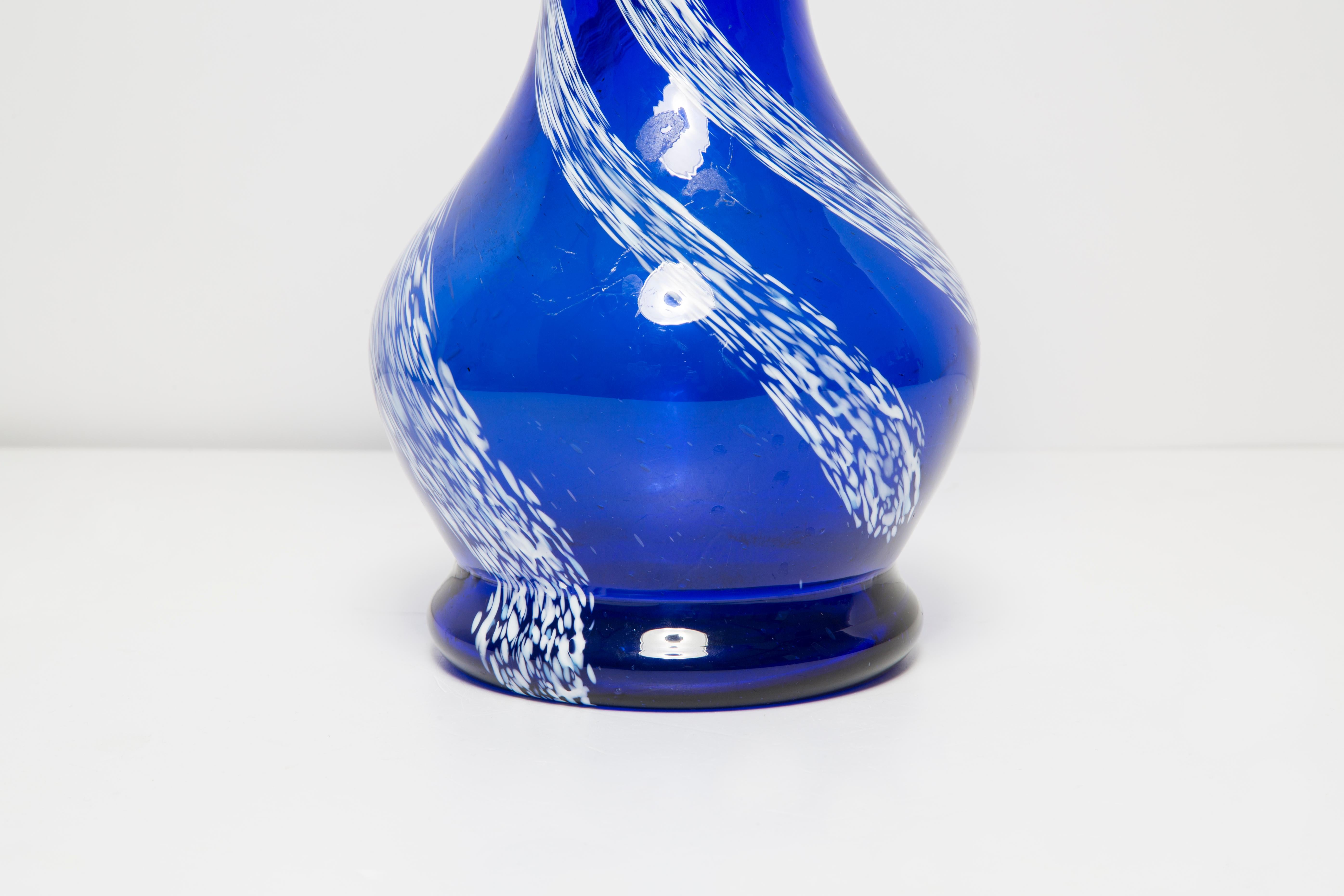 Mid Century Vintage Blue and White Artistic Glass Vase, Europe, 1970s For Sale 3