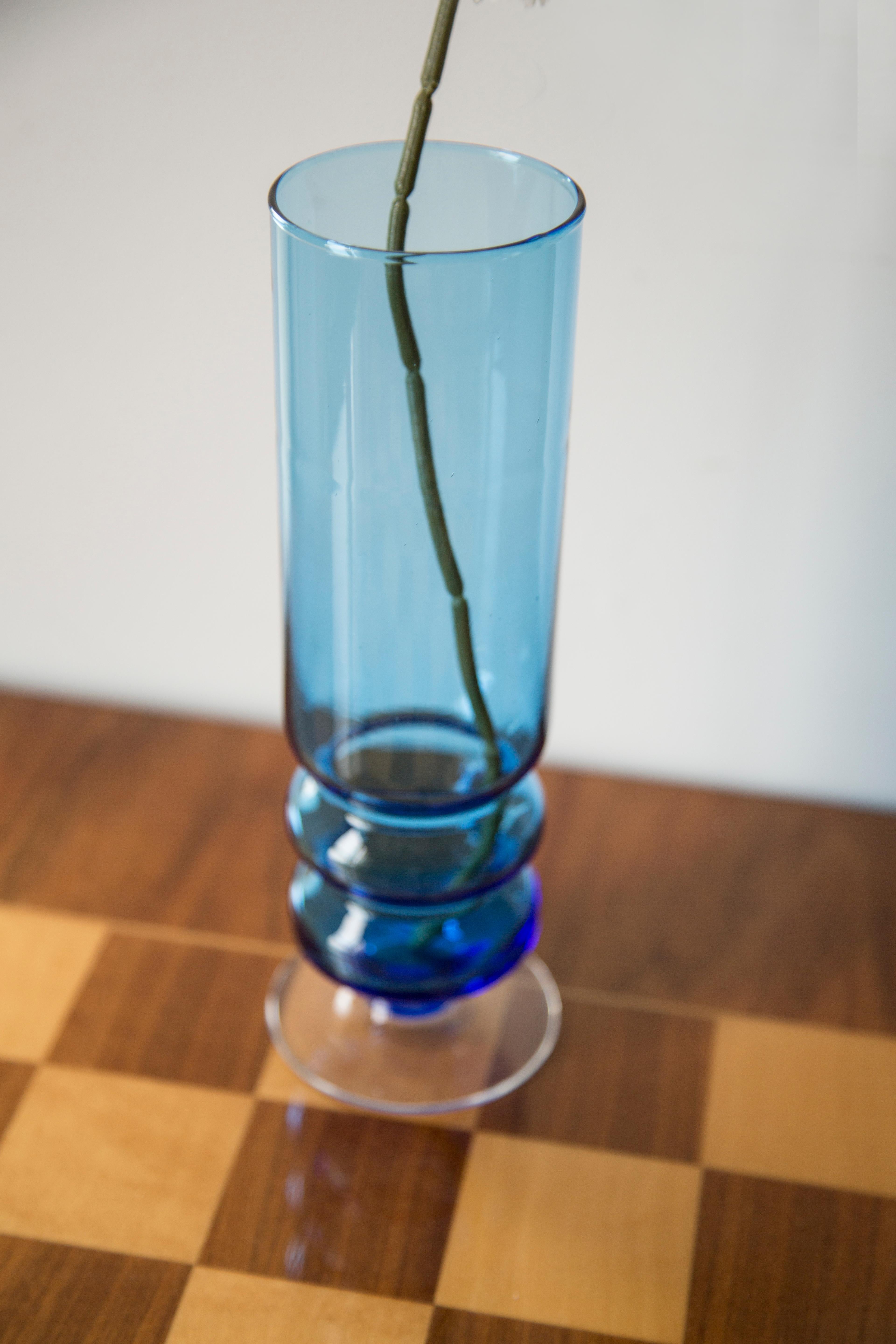 Mid-Century Modern Vase décoratif bleu du milieu du siècle dernier, Europe, années 1960 en vente