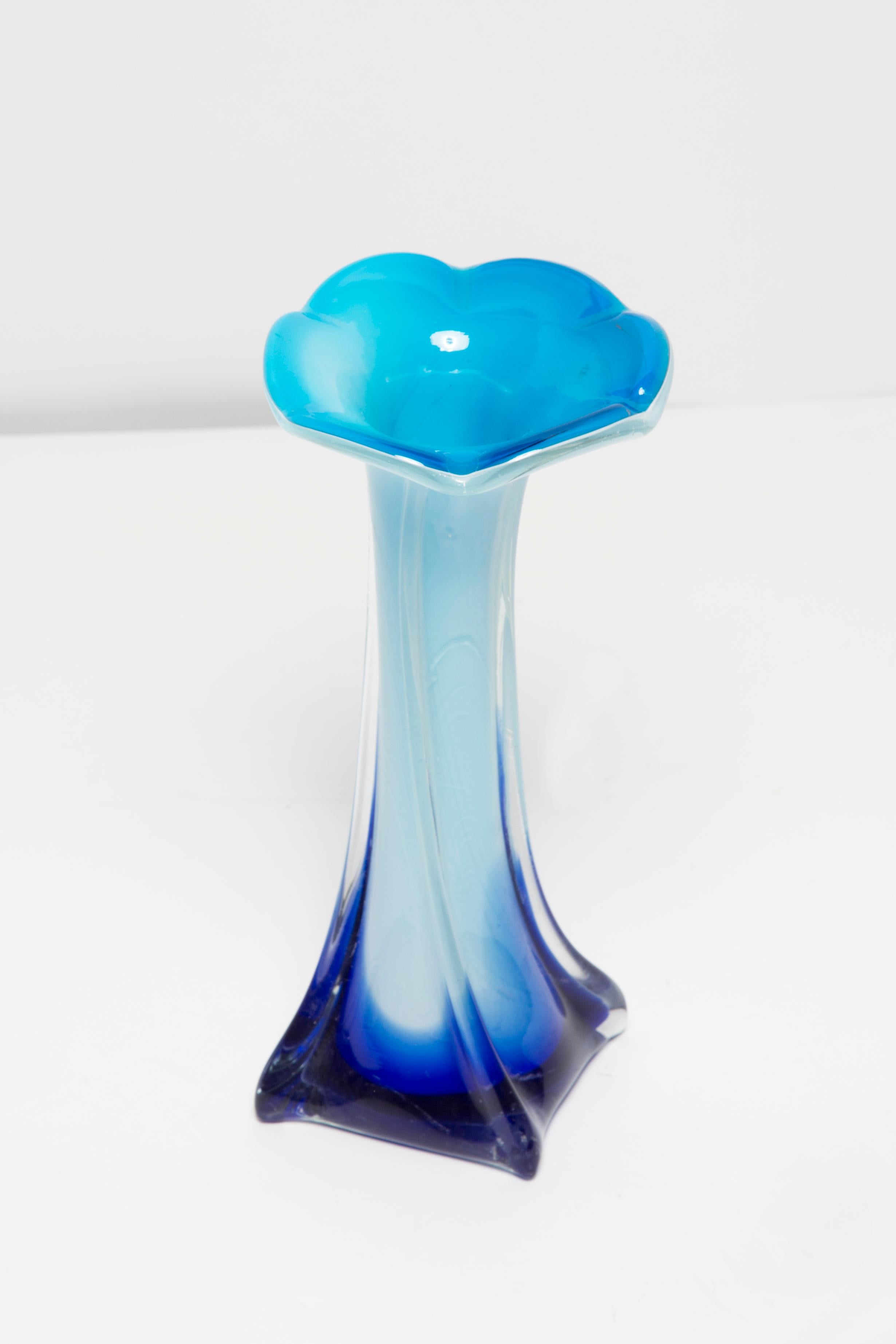 Mid Century Vintage Blue Decorative Murano Glass Calla Vase, Europe, 1960s For Sale 2