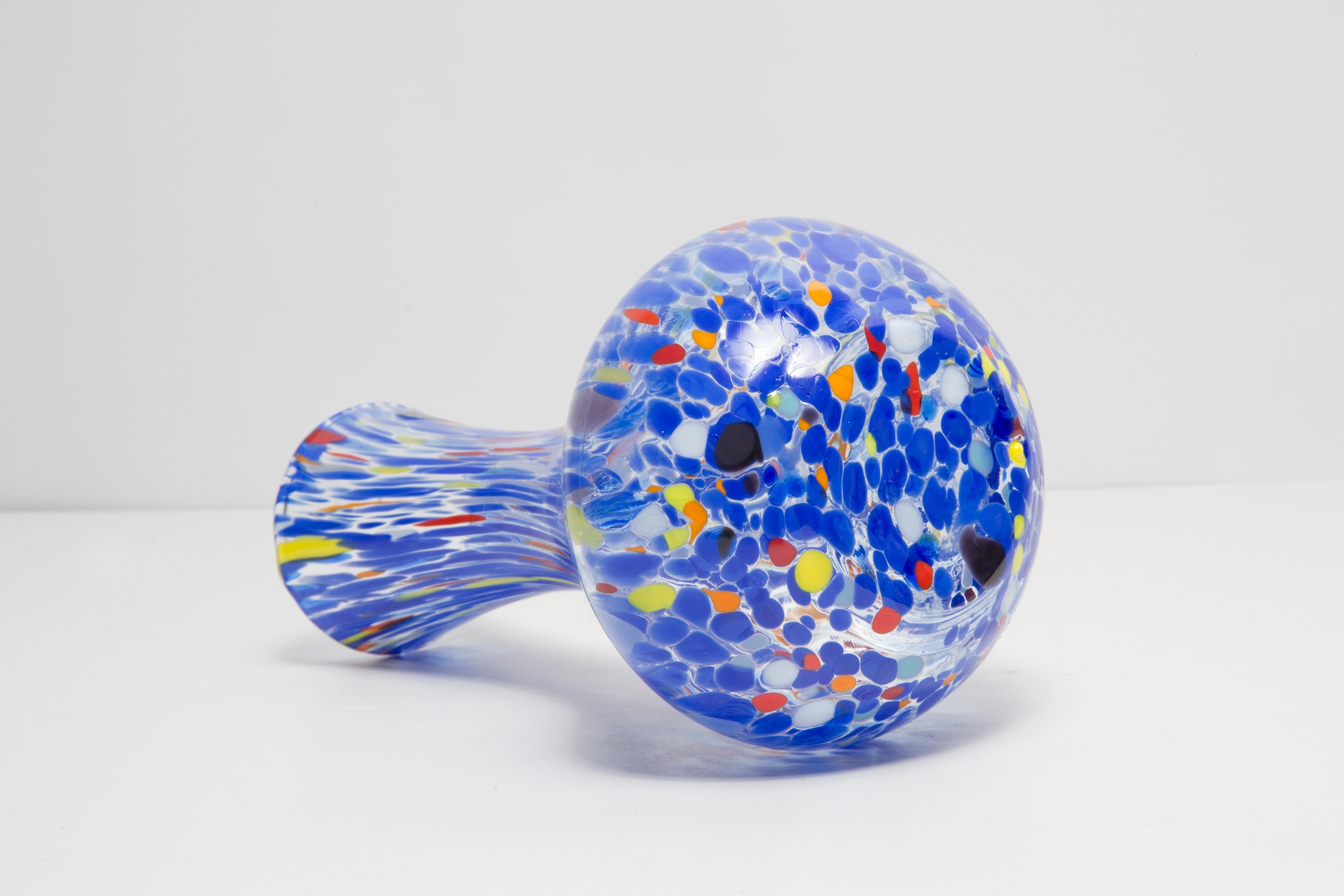 Mid Century Vintage Blue Dots Small Murano Vase, Italy, 1960s For Sale 1