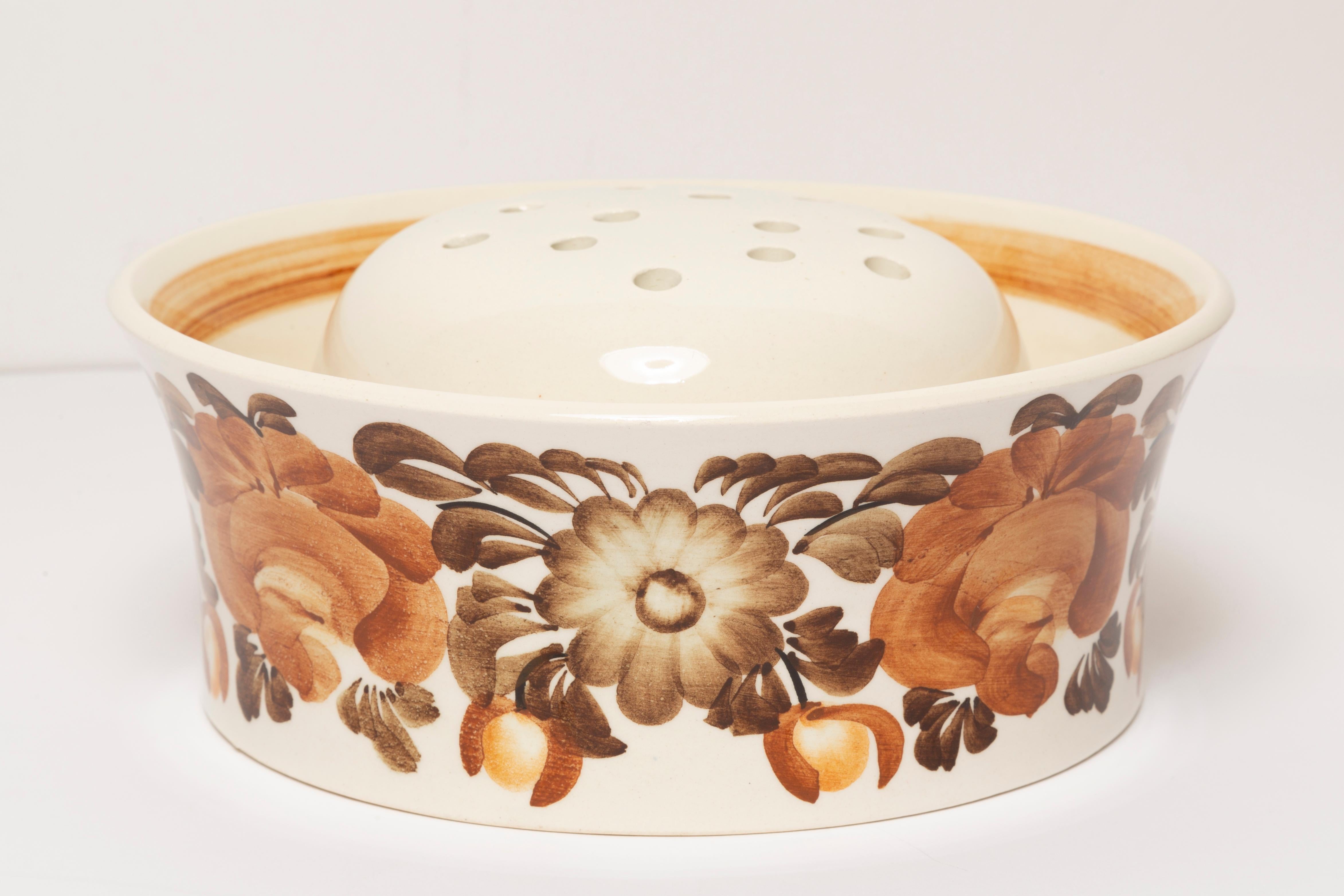 Midcentury Vintage Brown and White Ikebana Vase, Europe, 1960s In Good Condition For Sale In 05-080 Hornowek, PL