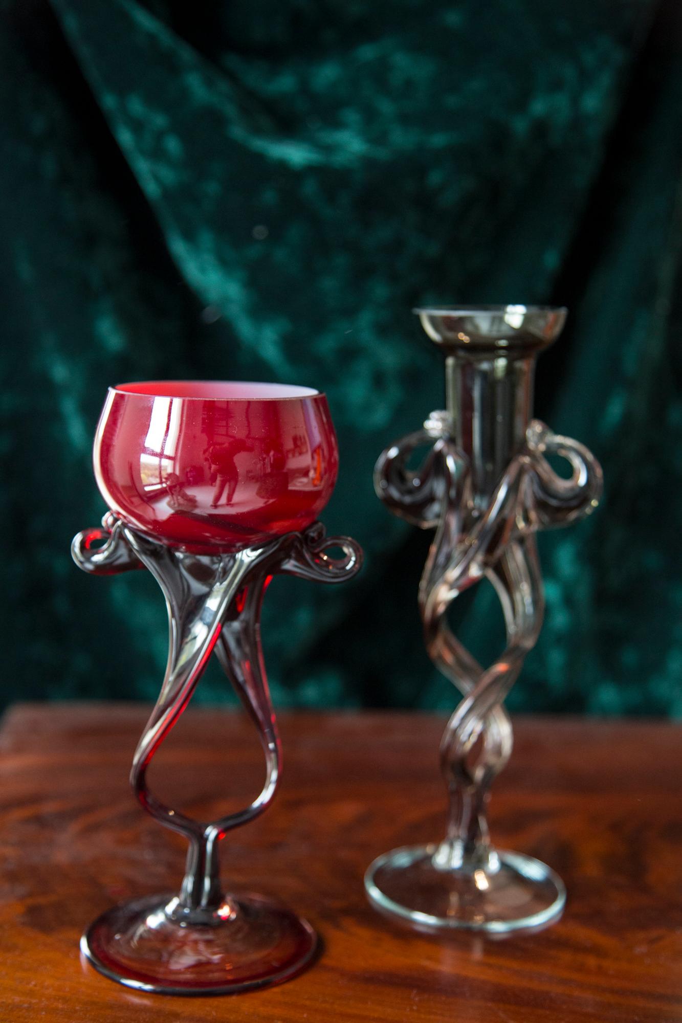 Beautiful and Unique Artistic Vase
Author: Decorative Glassworks 