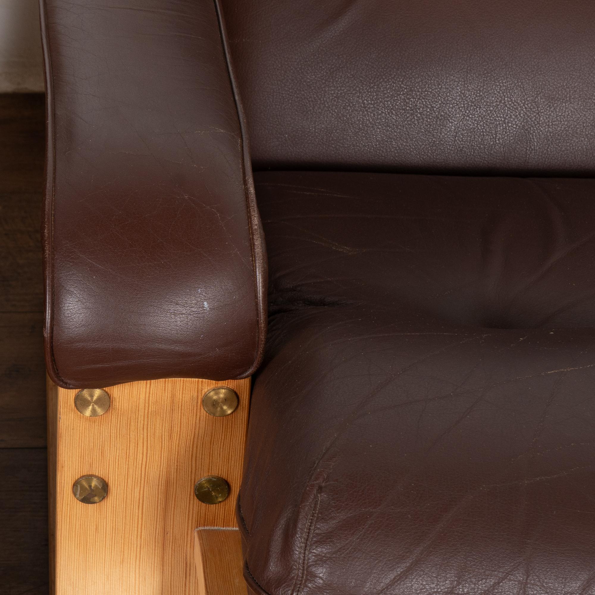 Mid Century Vintage Brown Leather Lounge Armchairs, Denmark circa 1970-80 For Sale 2