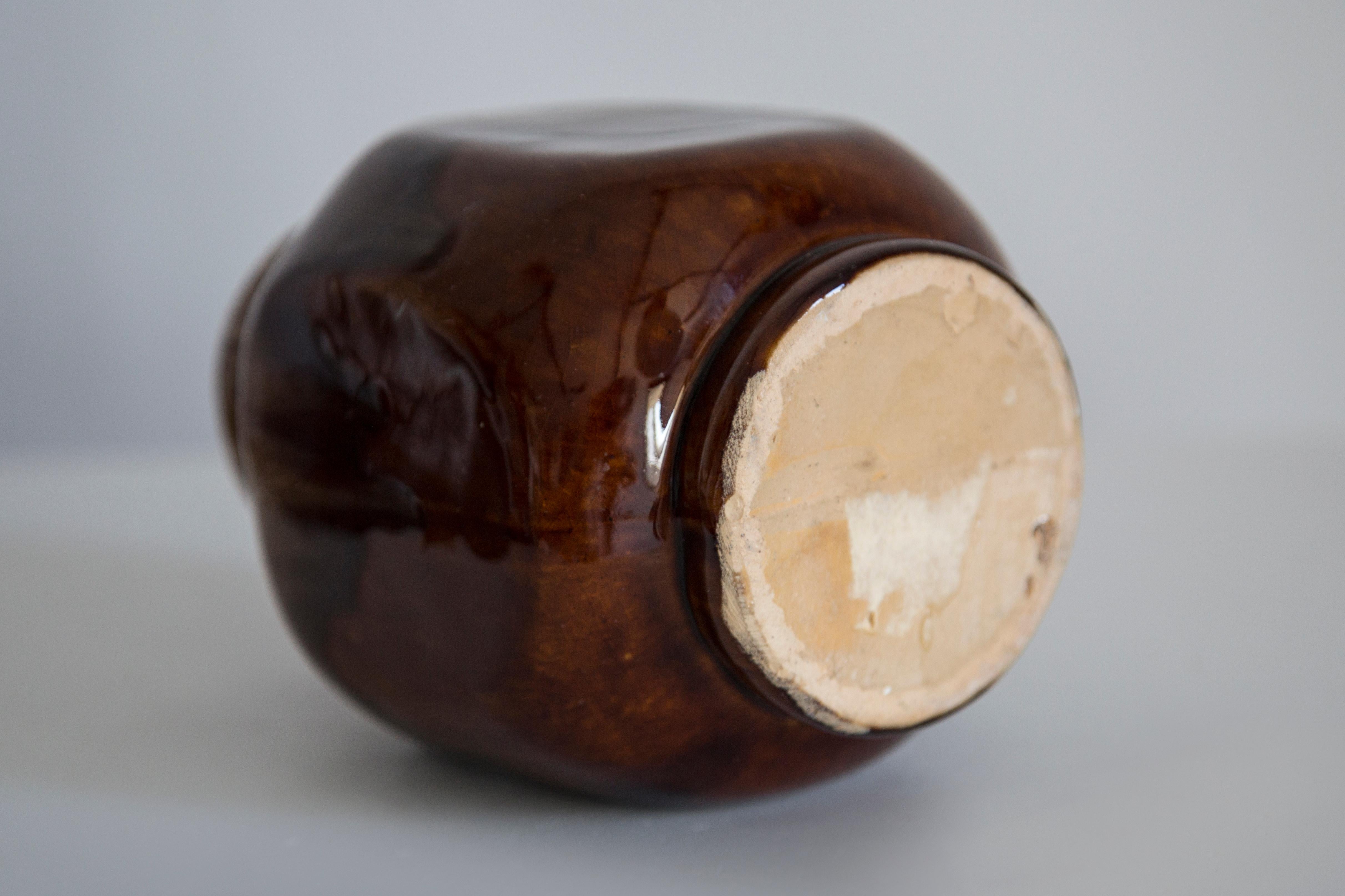 Mid Century Vintage Brown Small Ceramic Vase, Europe, 1960s In Good Condition For Sale In 05-080 Hornowek, PL