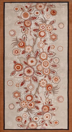 Tapis européen surdimensionné vintage du milieu du siècle en laine brun-buffle à motifs floraux
