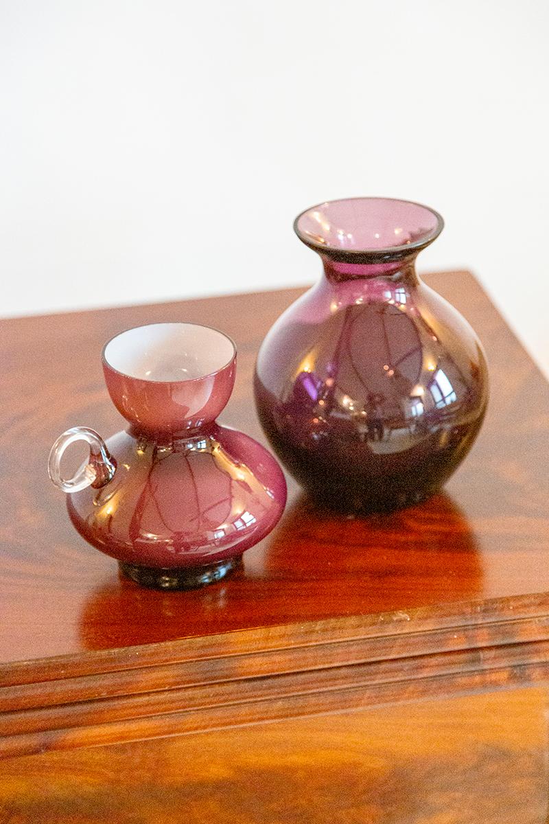 Mid Century Vintage Burgundy Purple Vase, Europe, 1960s In Good Condition For Sale In 05-080 Hornowek, PL