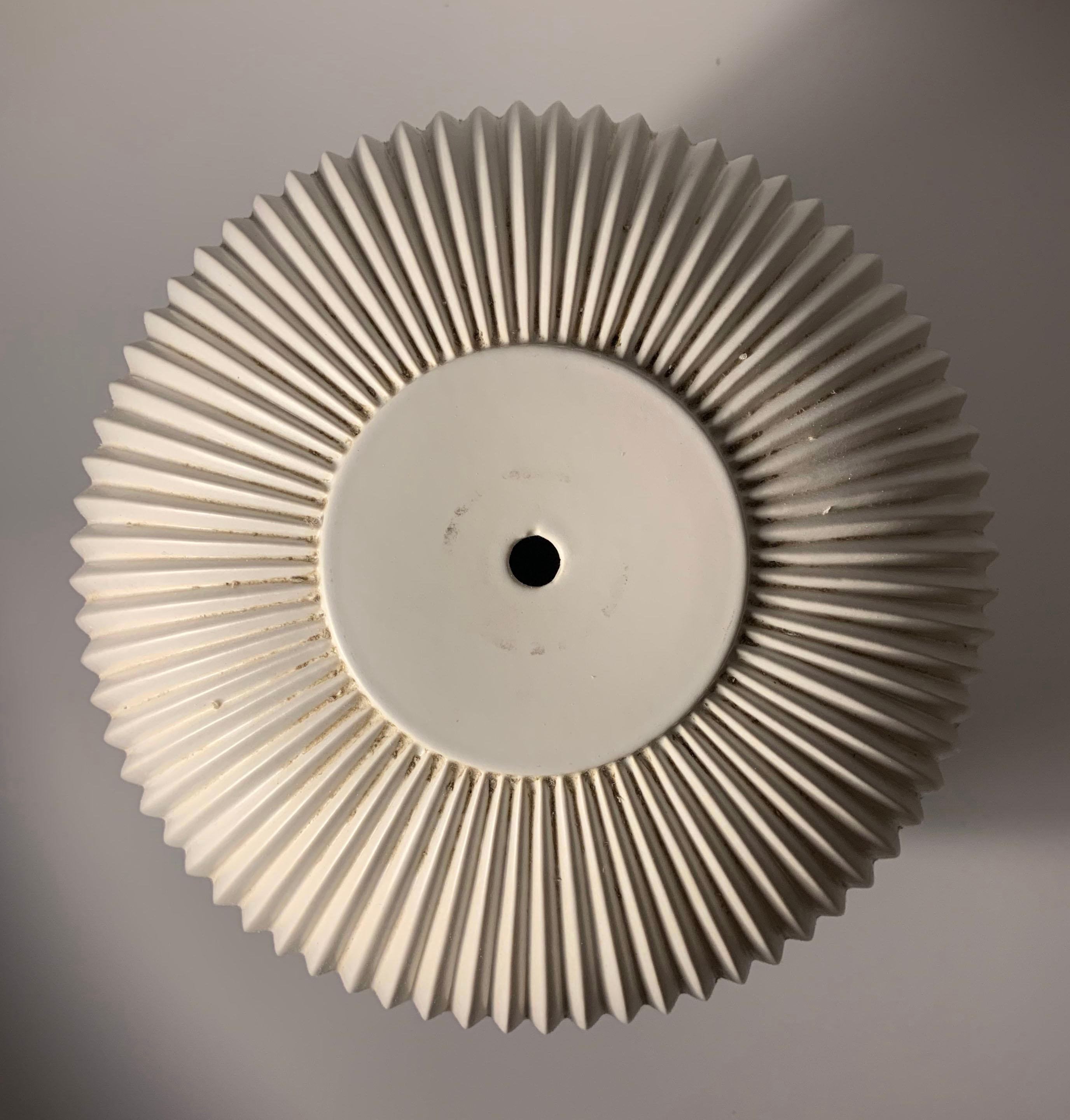 Lámpara de cerámica vintage de mediados de siglo de Gerald Thurston para Lightolier en Bueno estado para la venta en Chicago, IL