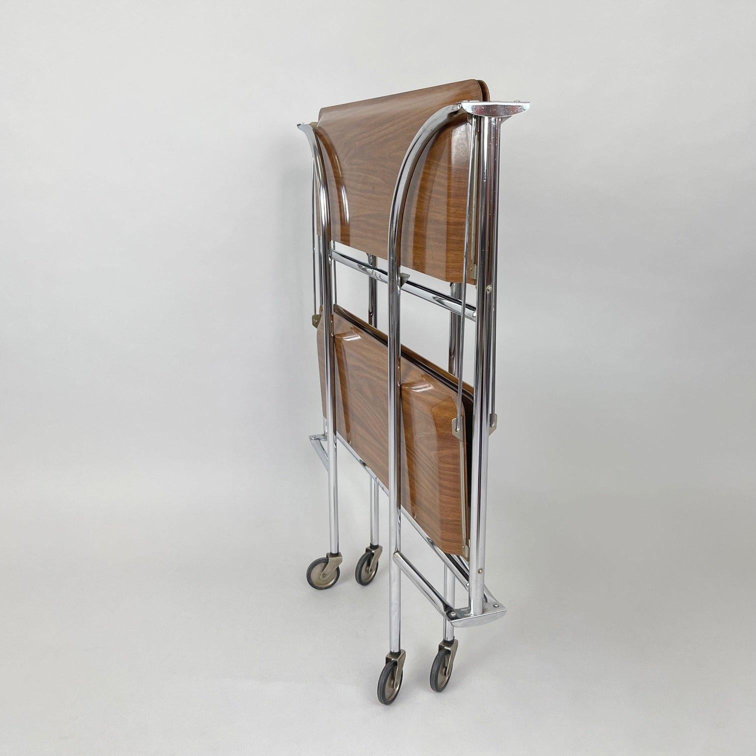 Mid-Century Vintage Chrome and Plywood Folding Serving Trolley, 1950's For Sale 1