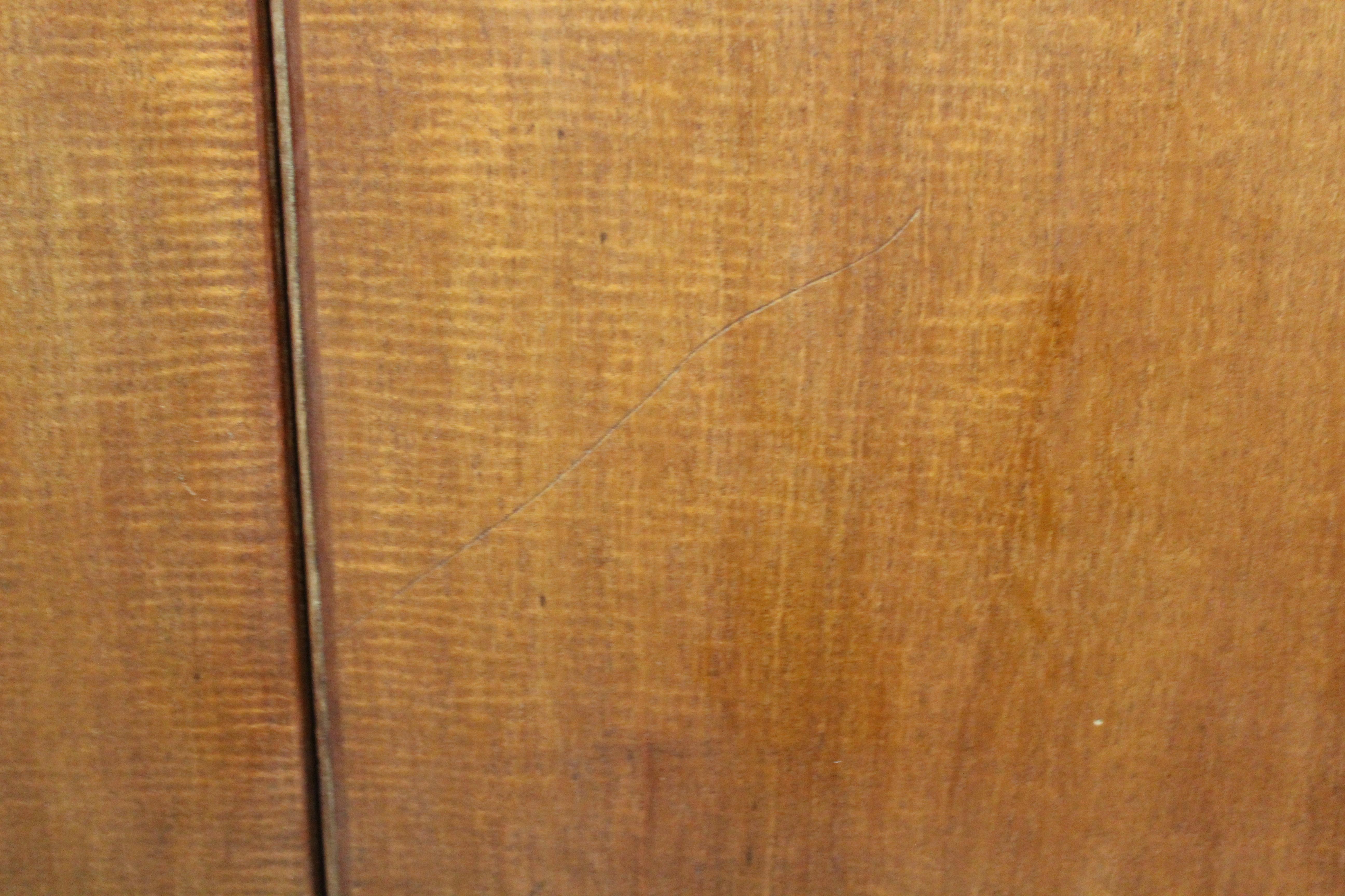 Mid-Century Vintage Crown Estate Englisches Kabinett 12