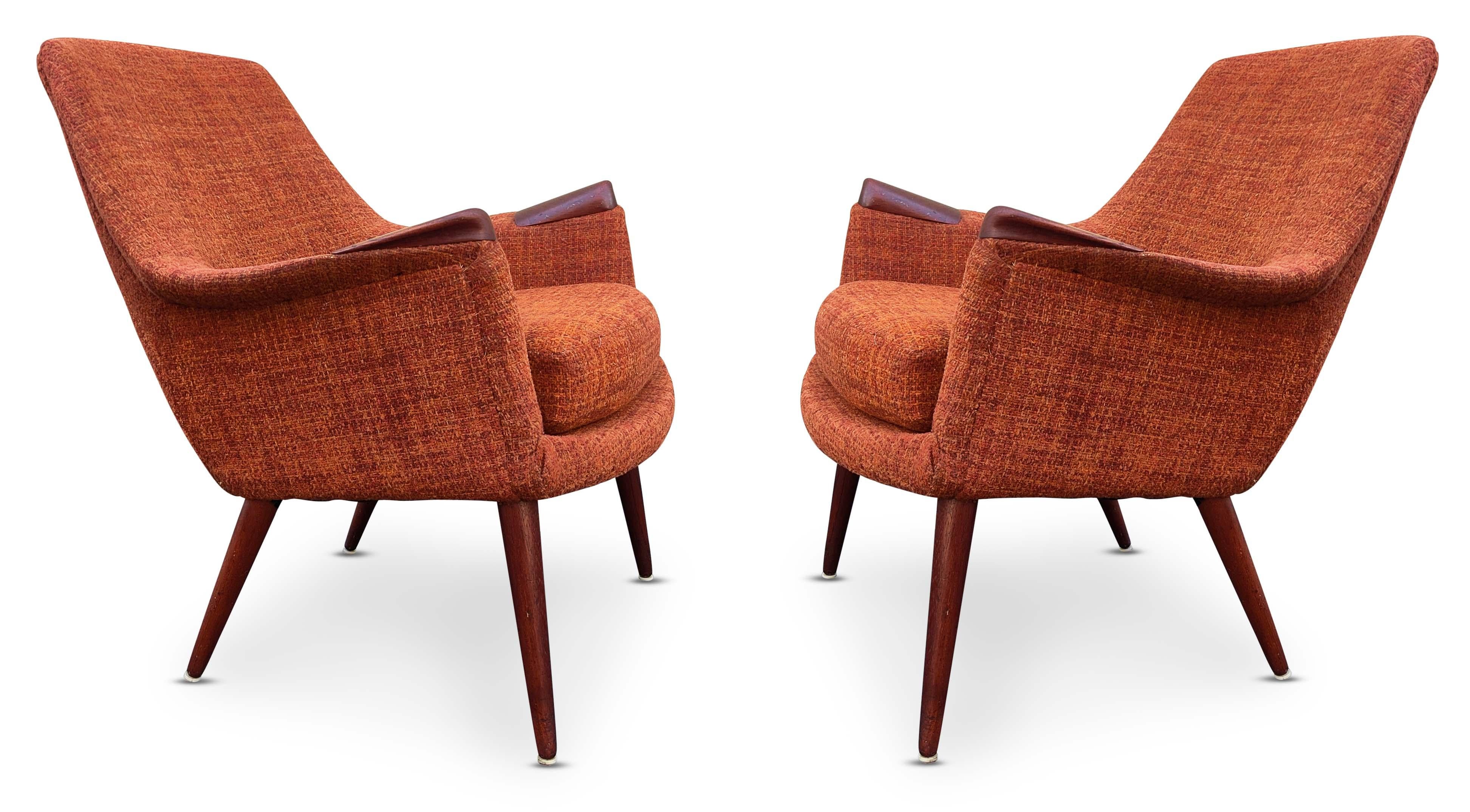 Mid Century Vintage Danish Pair Lounge Club Chairs Teak Orange Upholstery        1