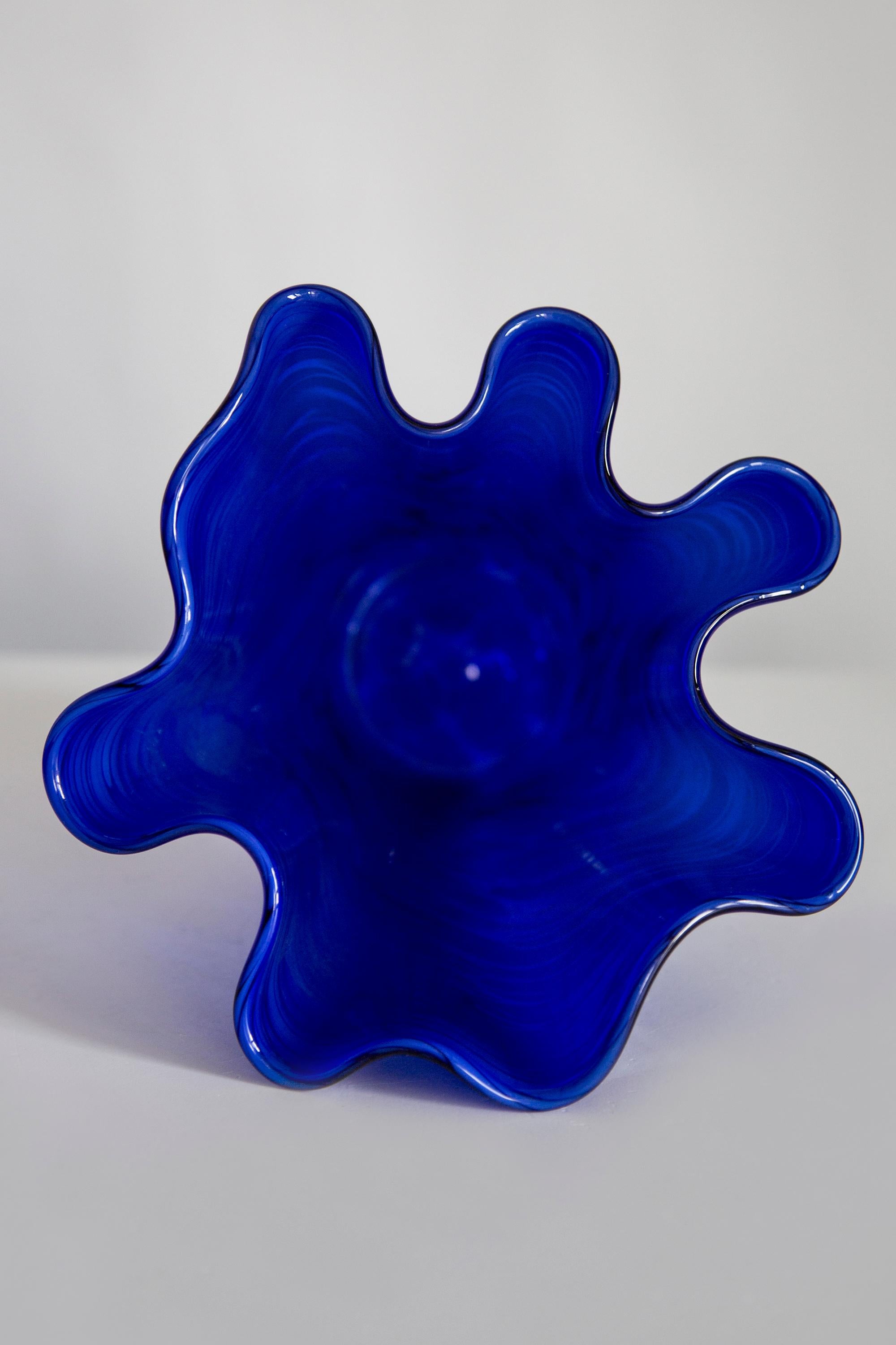 Mid Century Vintage Dark Blue Navy Artistic Glass Vase, Europe, 1970s For Sale 5