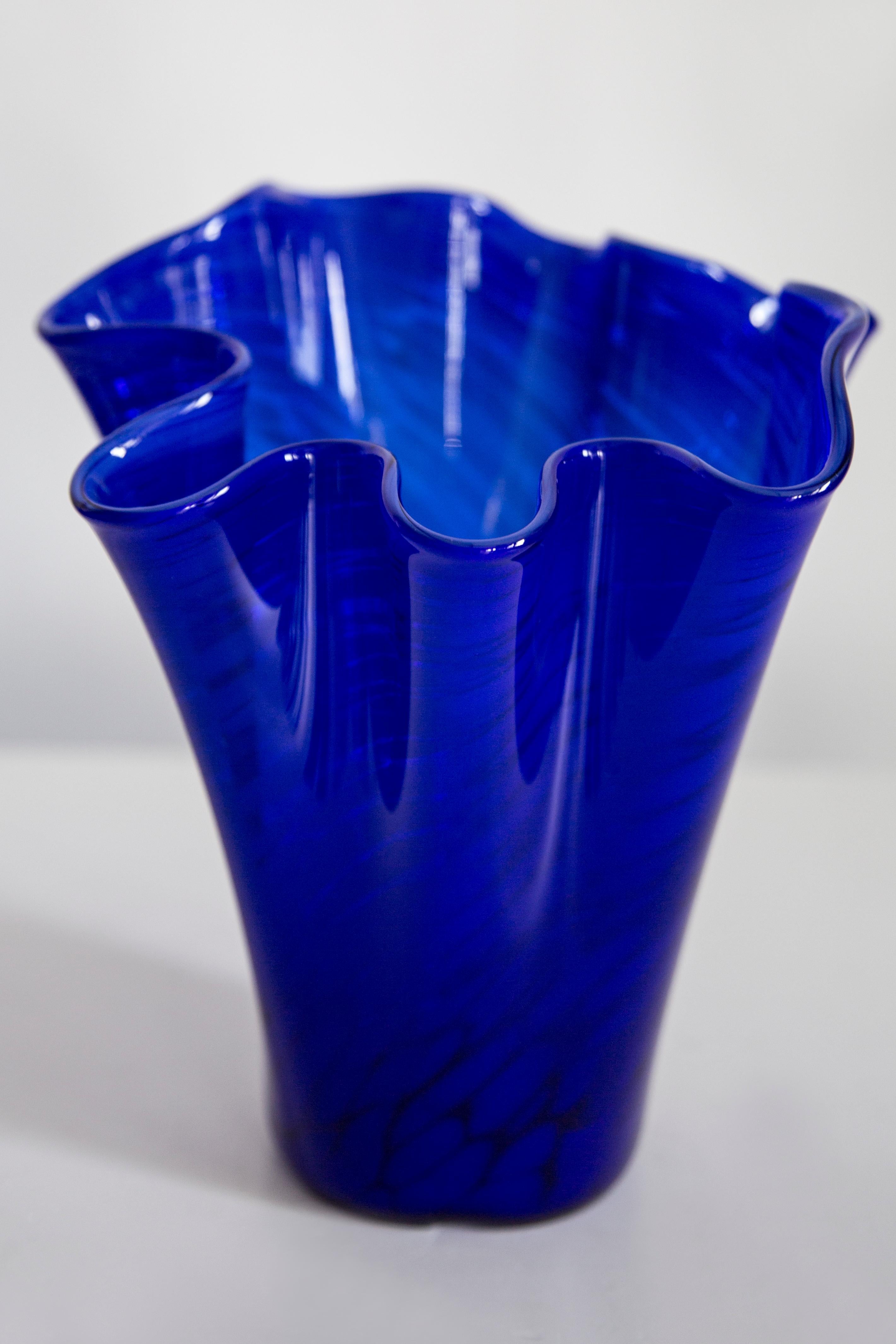 Mid Century Vintage Dark Blue Navy Artistic Glass Vase, Europe, 1970s For Sale 1