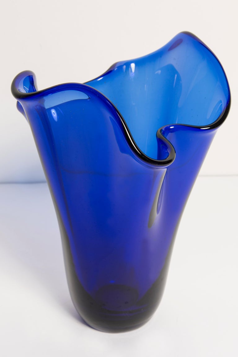 Mid Century Vintage Dark Blue Vase, Italy, 1960s For Sale at 1stDibs