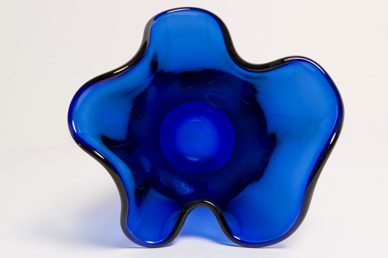 Mid Century Vintage Dark Blue Vase, Italy, 1960s For Sale at 1stDibs