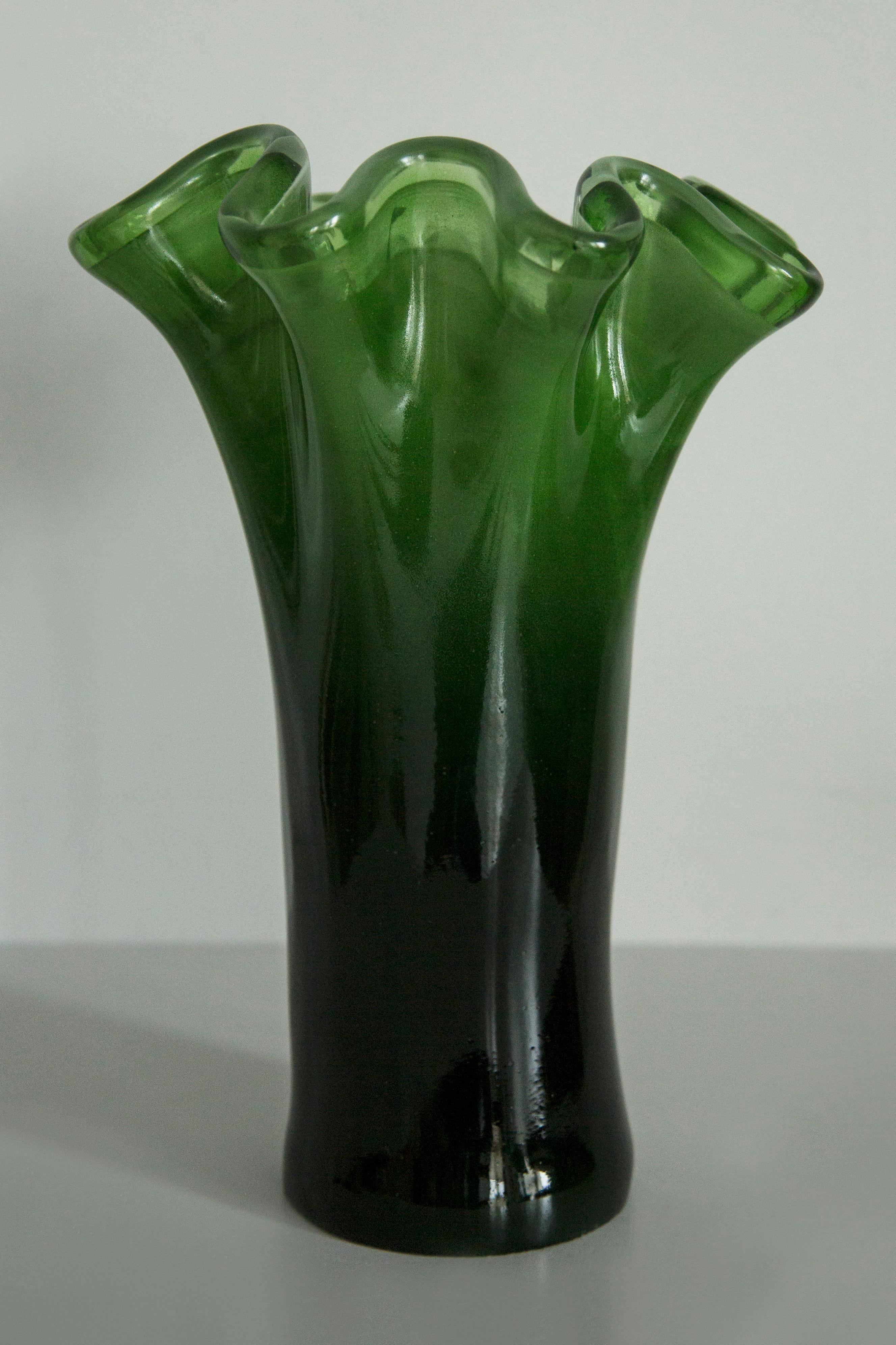 Mid Century Vintage Dark Green Murano Glass Vase, Italy, 2000s In Excellent Condition For Sale In 05-080 Hornowek, PL