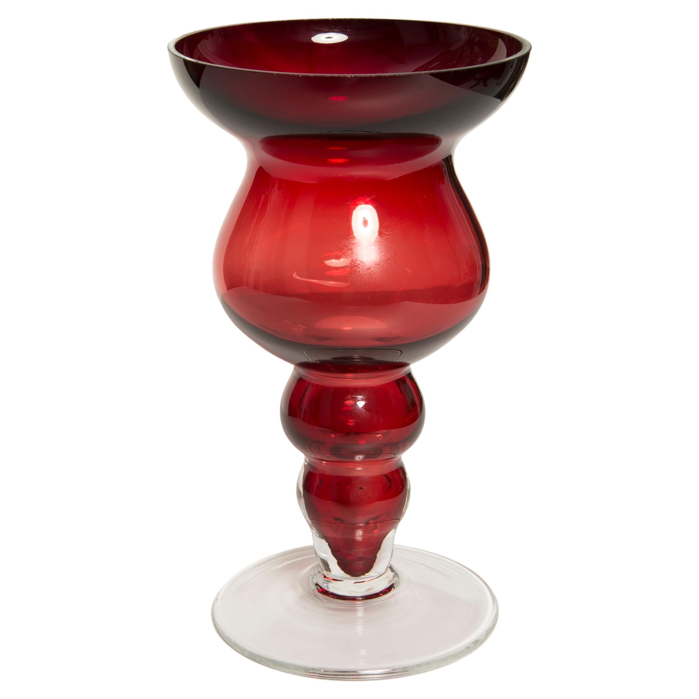 Vaso vintage di metà secolo di colore rosso scuro, Europa, anni '60 in vendita