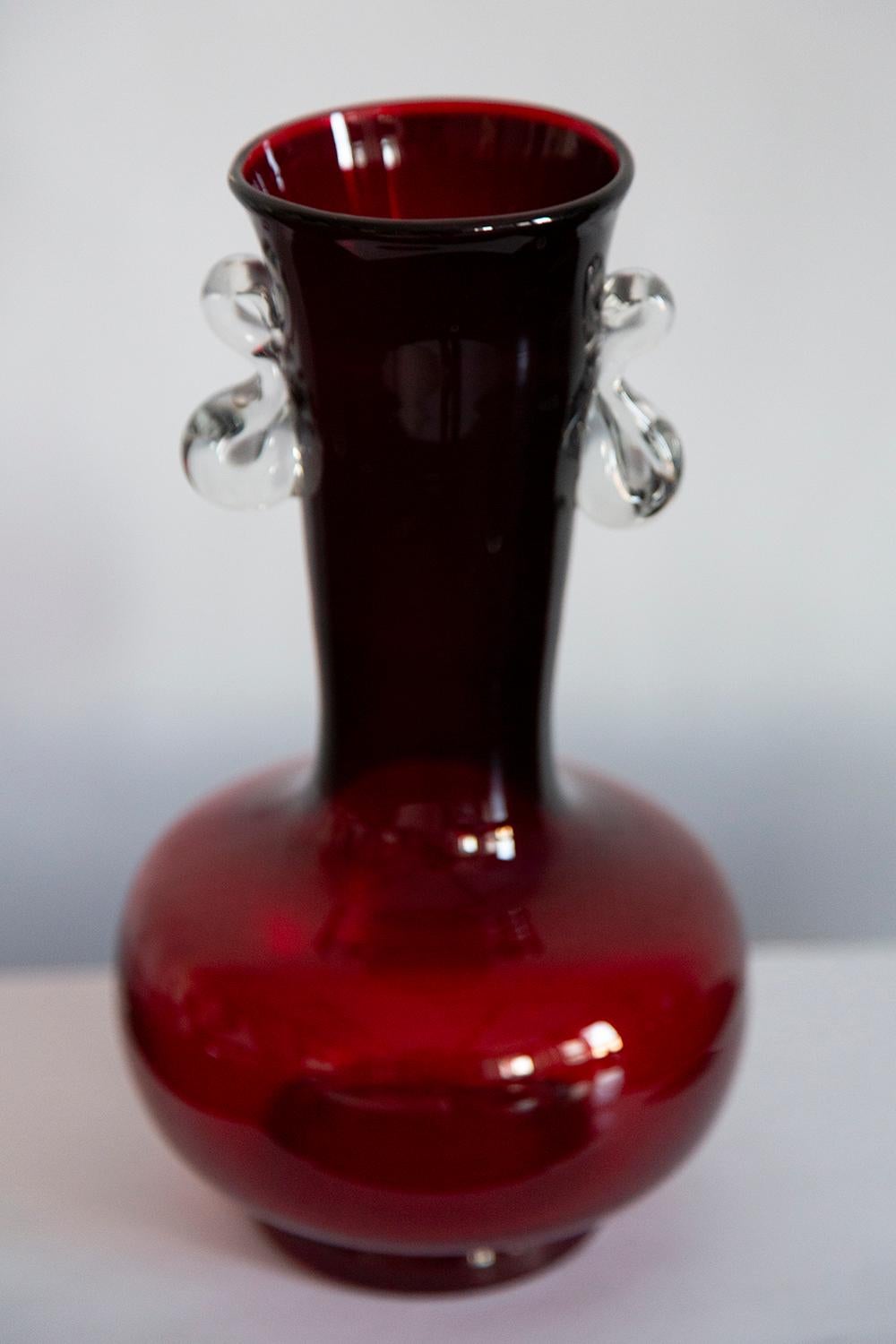 Mid Century Vintage Dark Red Vase, Europe, 1980s For Sale 4