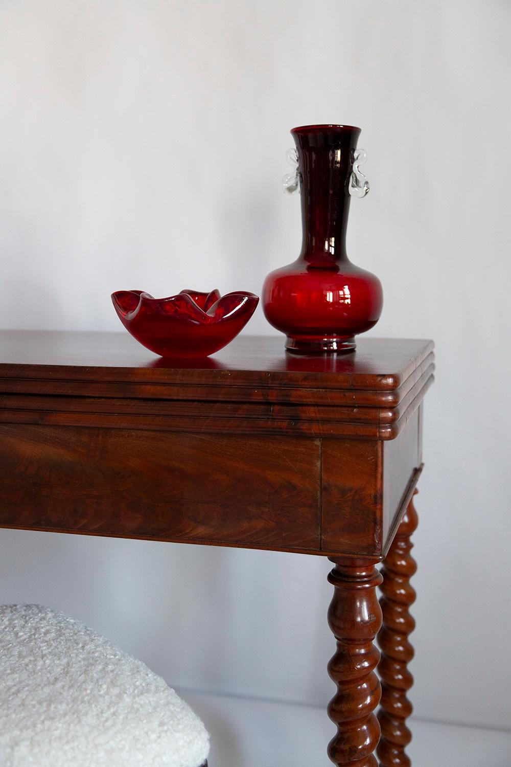 Vase - designed by Jerzy SŁUCZAN-ORKUSZ (1924-2002)

Vintage glass in very good condition. The vase looks like it has just been taken out of the box. No jags, defects etc. Only one unique piece. 

Red and black glass, hand-formed; 
height 24