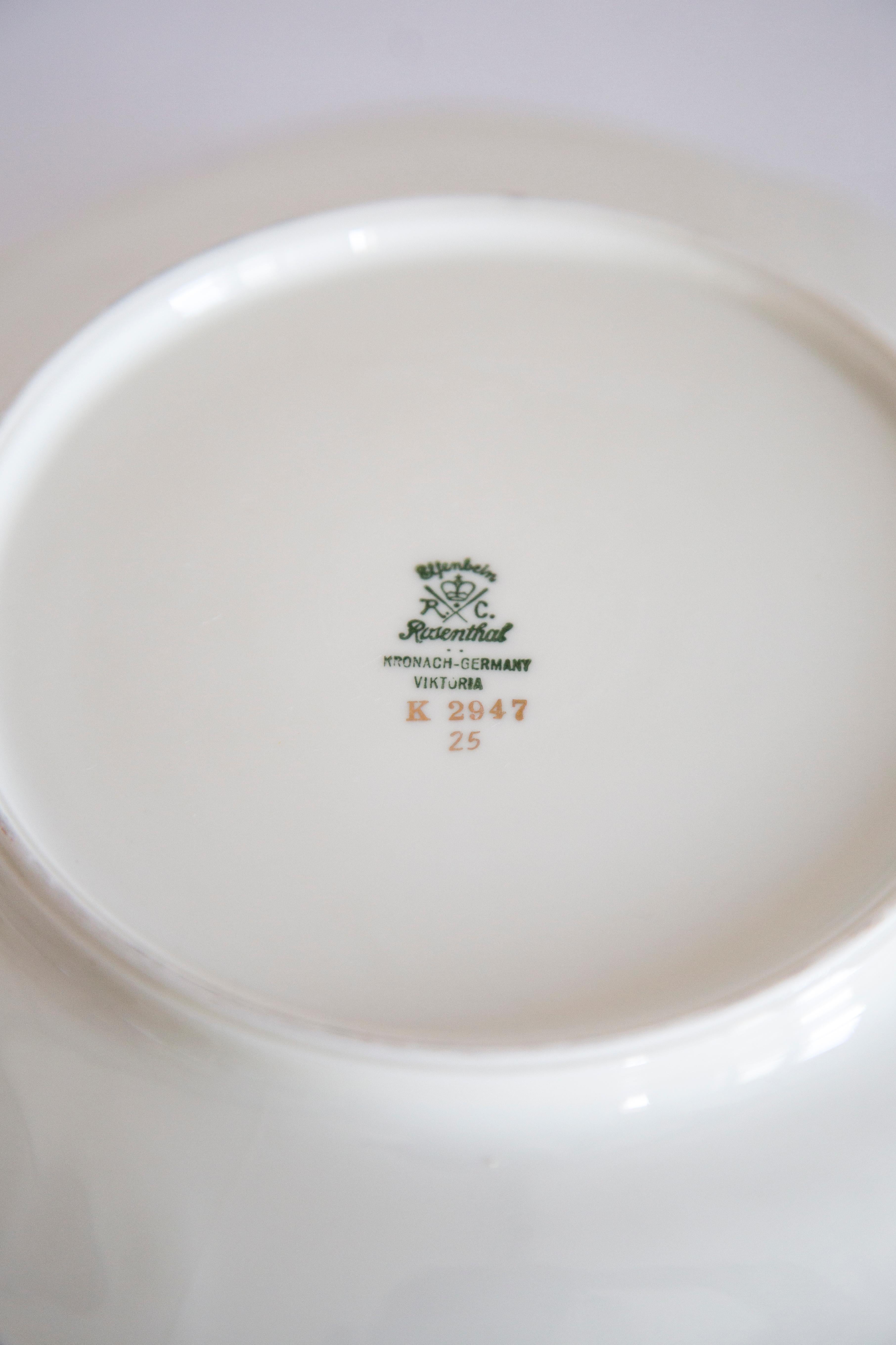 Piatto decorativo in porcellana di metà secolo, Rosenthal, Germania, anni '70 in vendita 2