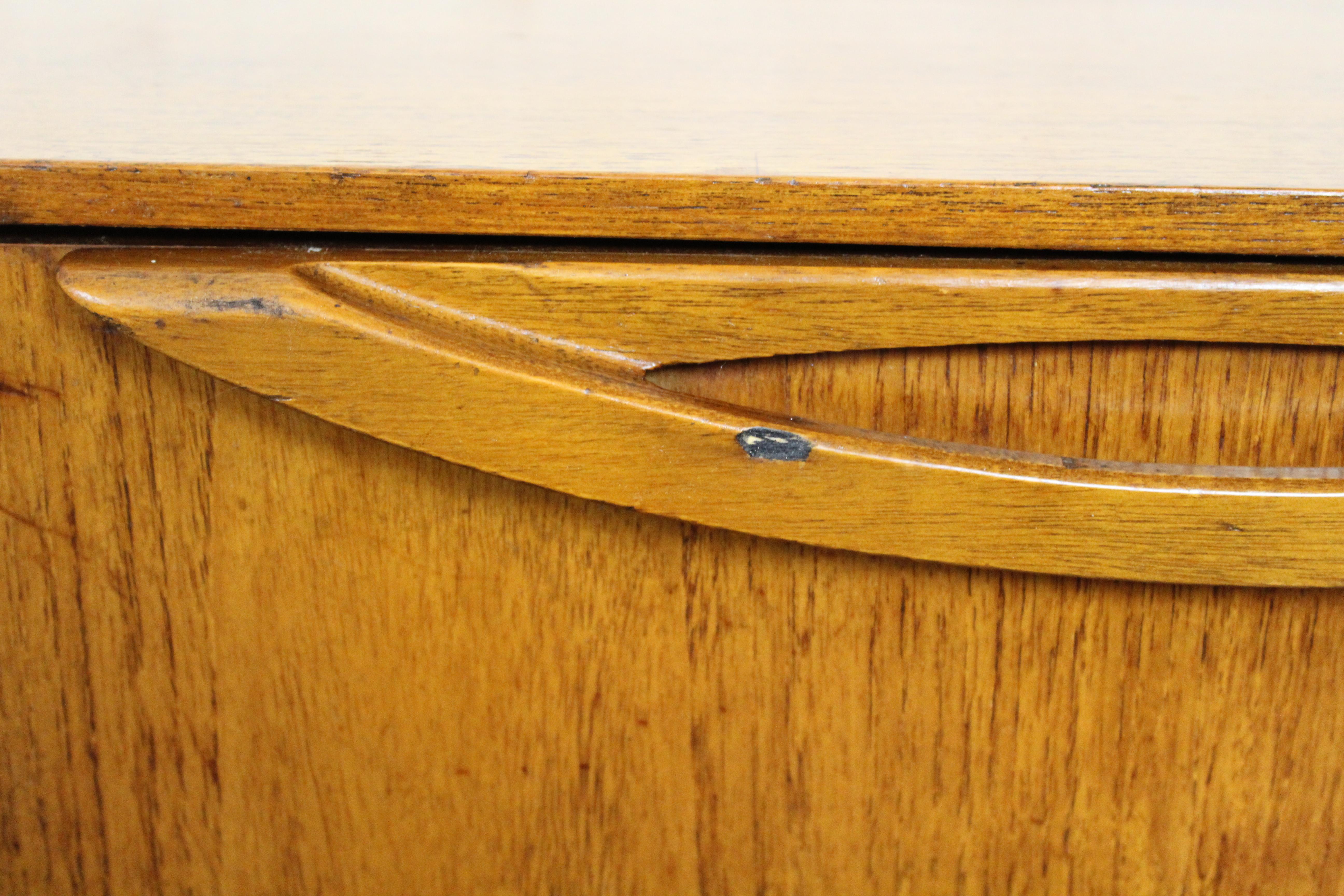 Englisches Vintage-Sideboard aus Teakholz von Beautility Furniture aus der Mitte des Jahrhunderts im Angebot 5
