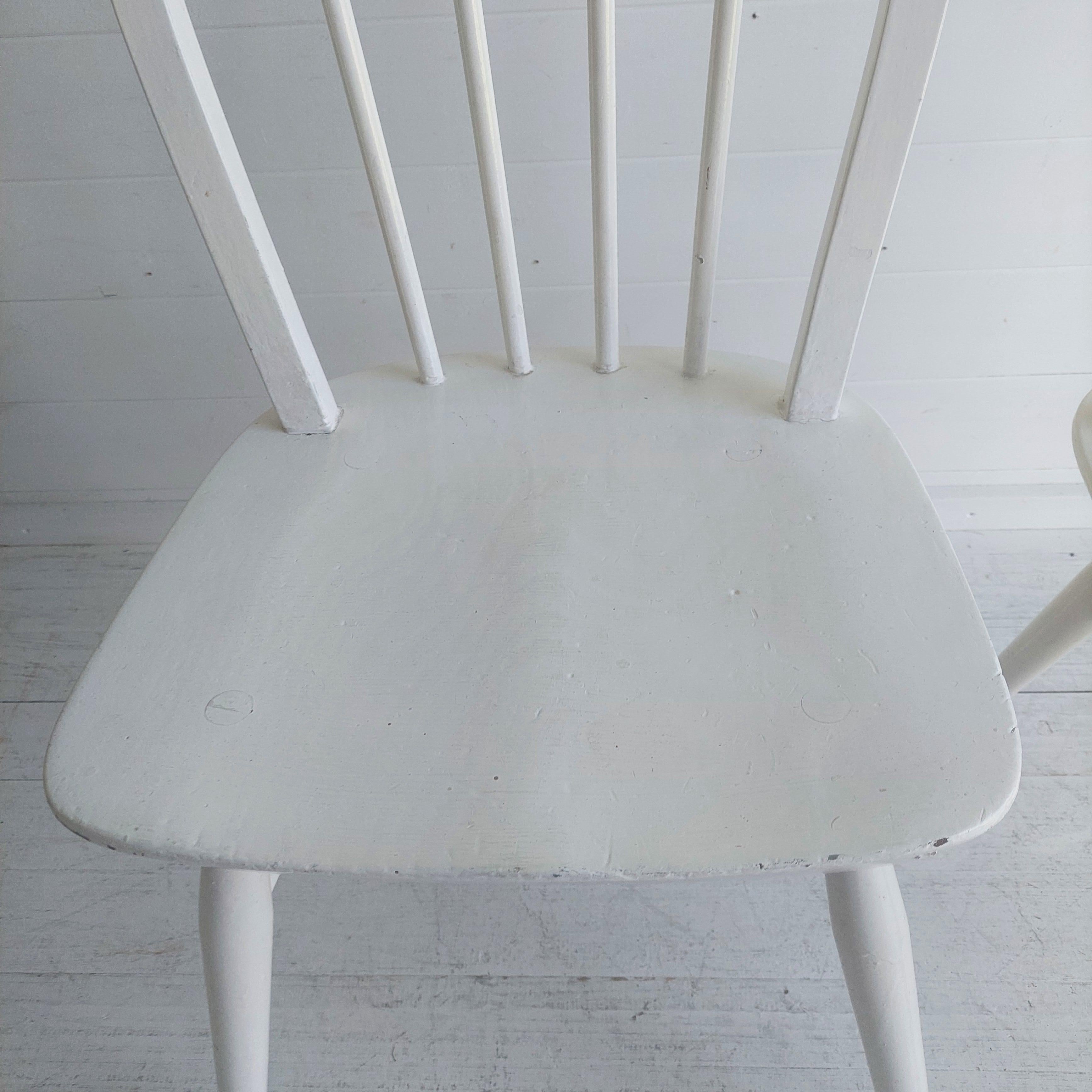 Mid Century Vintage Ercol Hoop Backed Dining Chairs Model 400, 1960's Set Of 2 For Sale 3