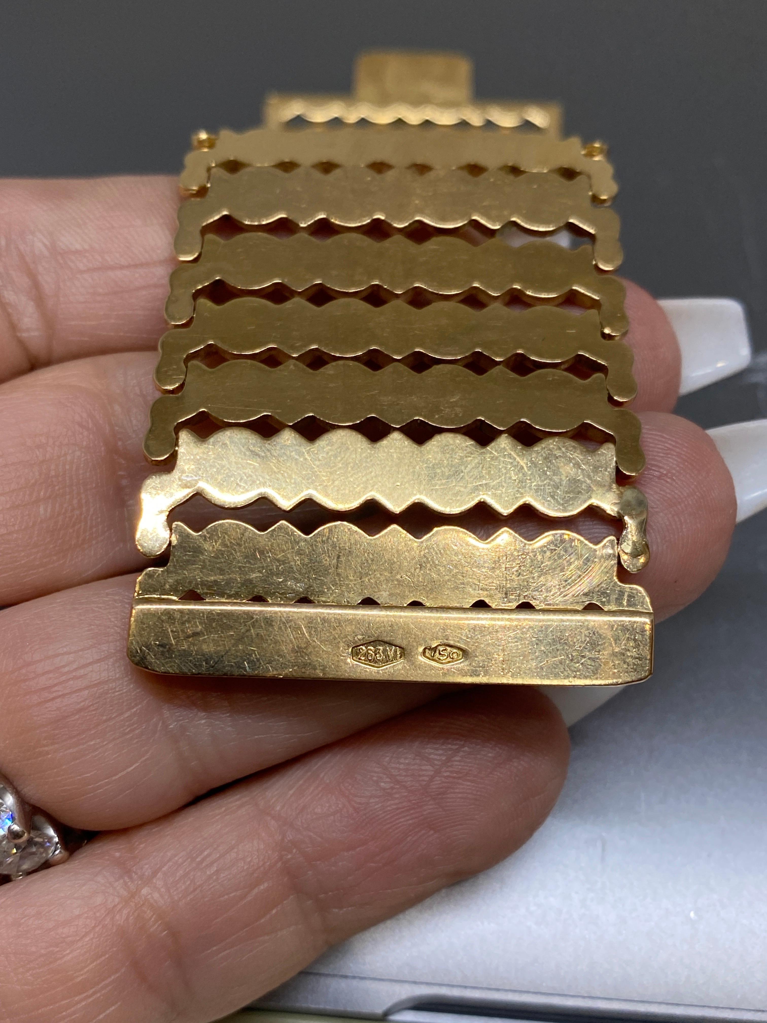 Women's Mid Century Vintage Extra Wide 18k Yellow Gold Geometric Link Italian Bracelet