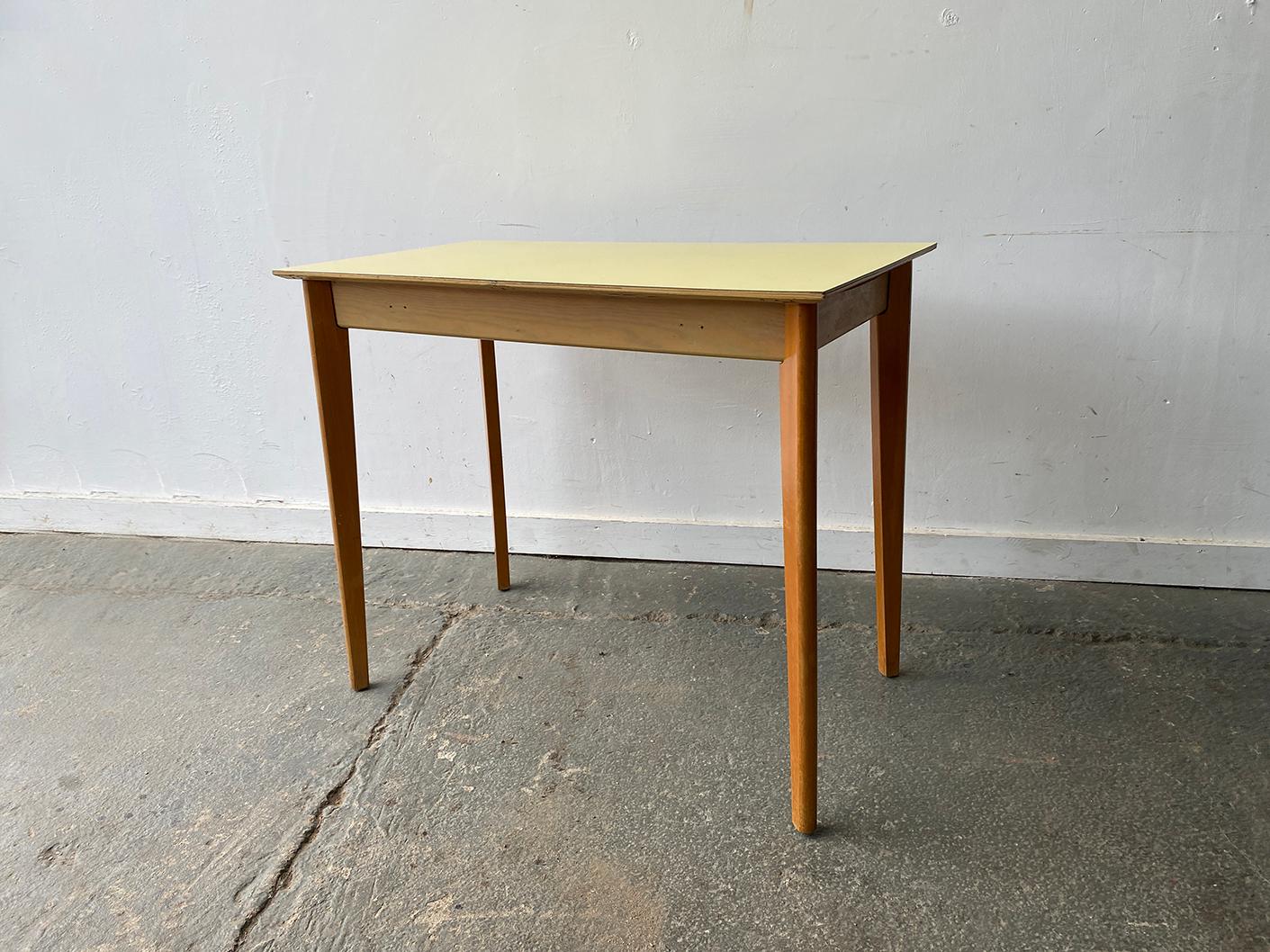 Mid-Century vintage Formica Küche Esstisch (Moderne der Mitte des Jahrhunderts) im Angebot