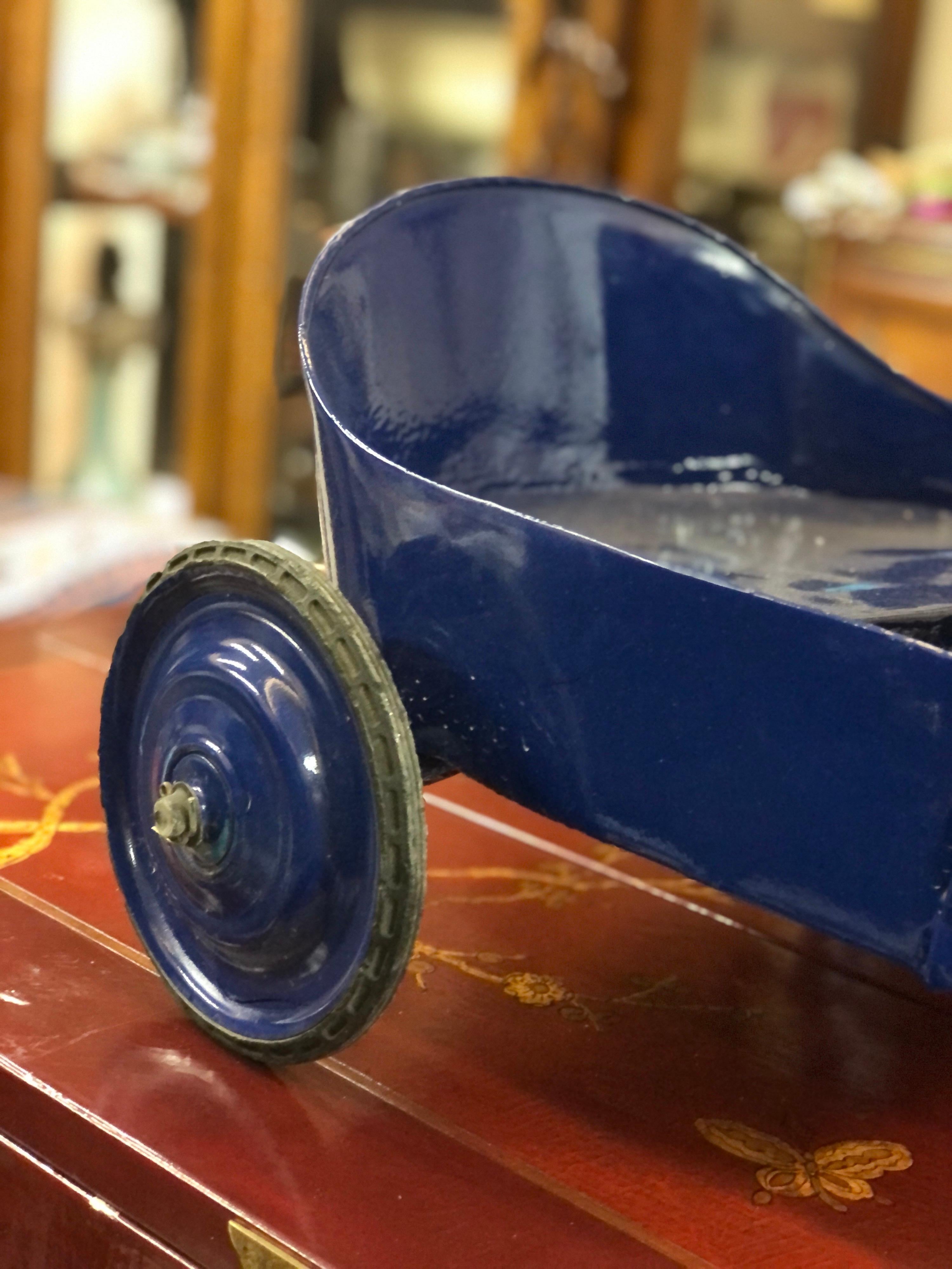 Mid-Century Vintage French Metal Pedal Car in Blue Azure, circa 1950s In Good Condition For Sale In Sofia, BG