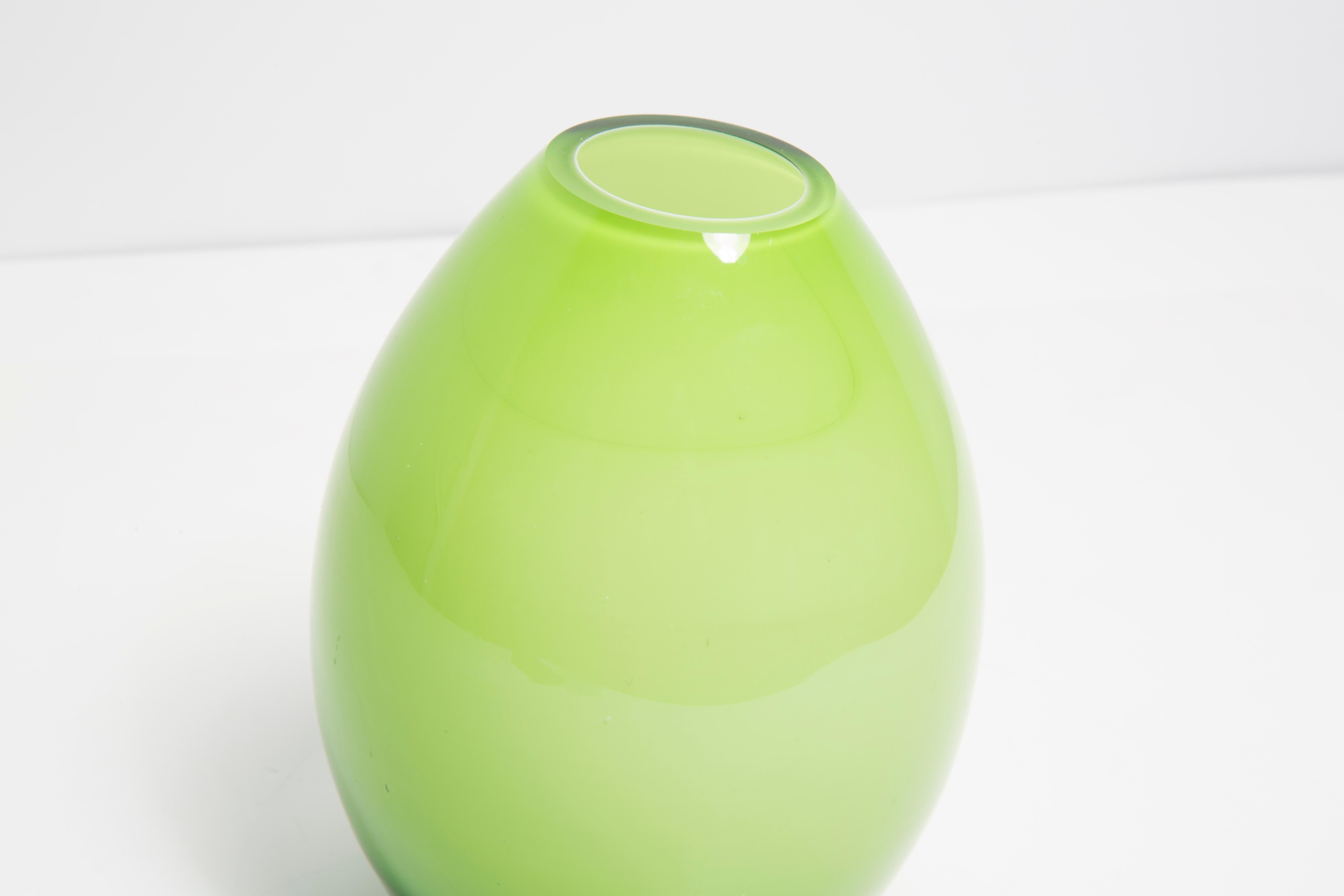 Polish Mid Century Vintage Green Decorative Glass Vase, Europe, 1960s For Sale