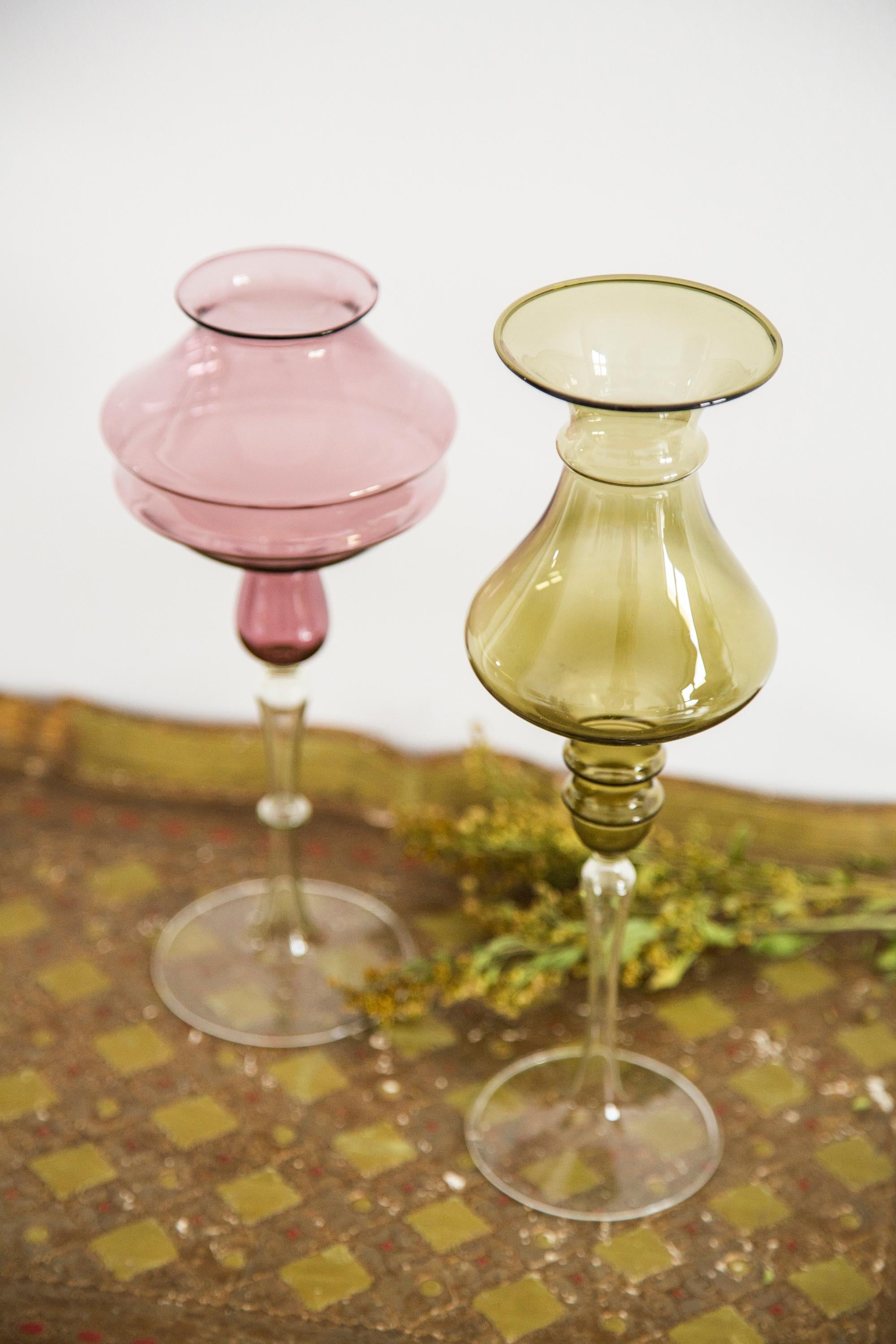 Mid Century Vintage Green Decorative Glass Vase, Europe, 1960s In Good Condition For Sale In 05-080 Hornowek, PL