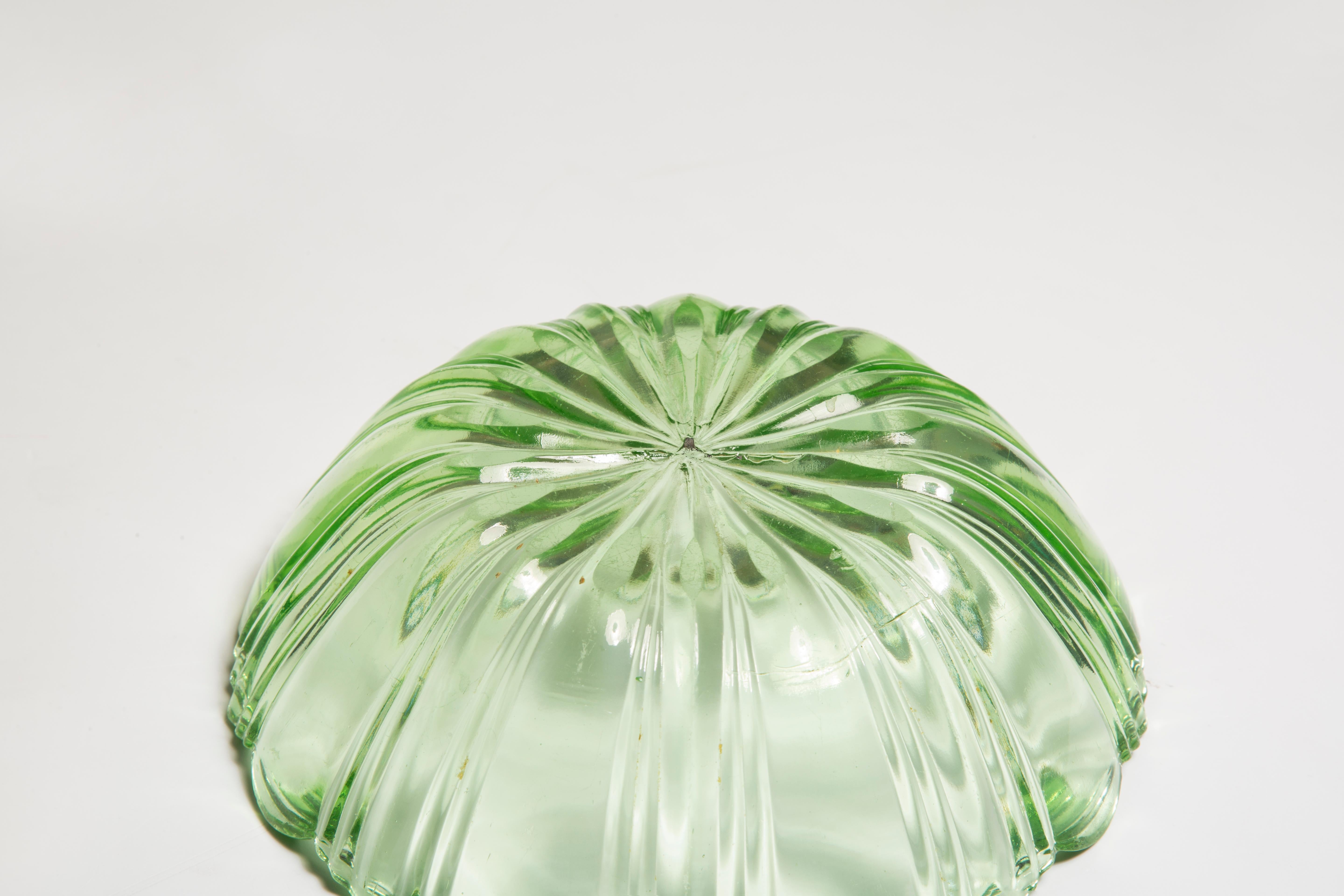 Mid Century Vintage Green Flower Decorative Glass Plate, Italy, 1960s For Sale 4