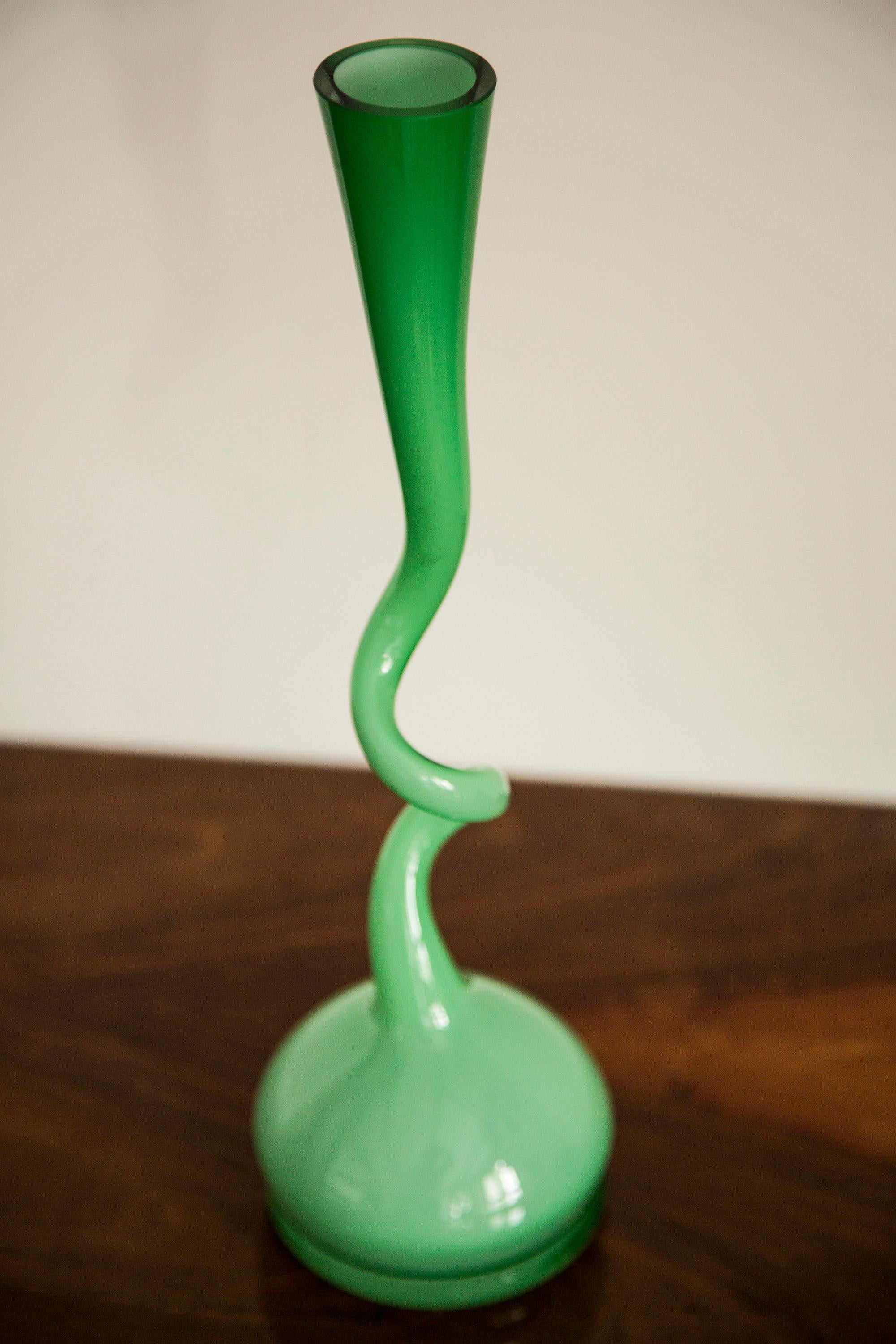 20th Century Midcentury Vintage Green Swivel Curly Big Vase, Italy, 1960s