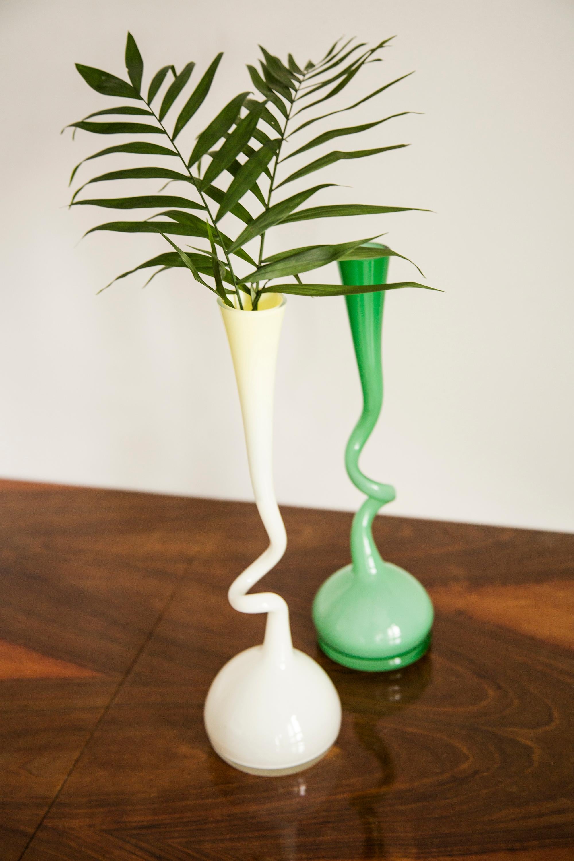 Midcentury Vintage Green Swivel Curly Big Vase, Italy, 1960s 1