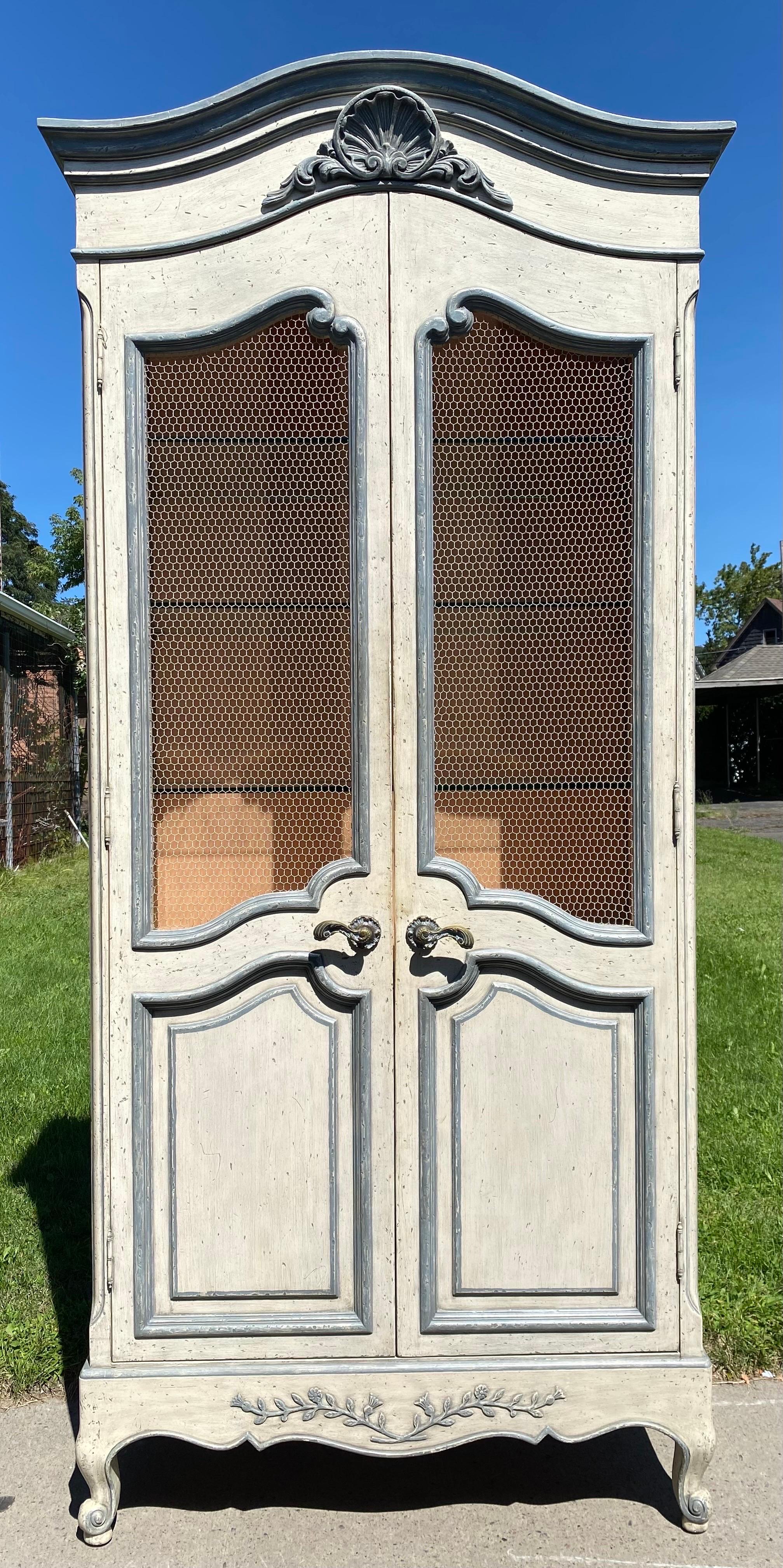 Mid century Vintage gustavian and Style two door armoire after drexel In Good Condition For Sale In Allentown, PA